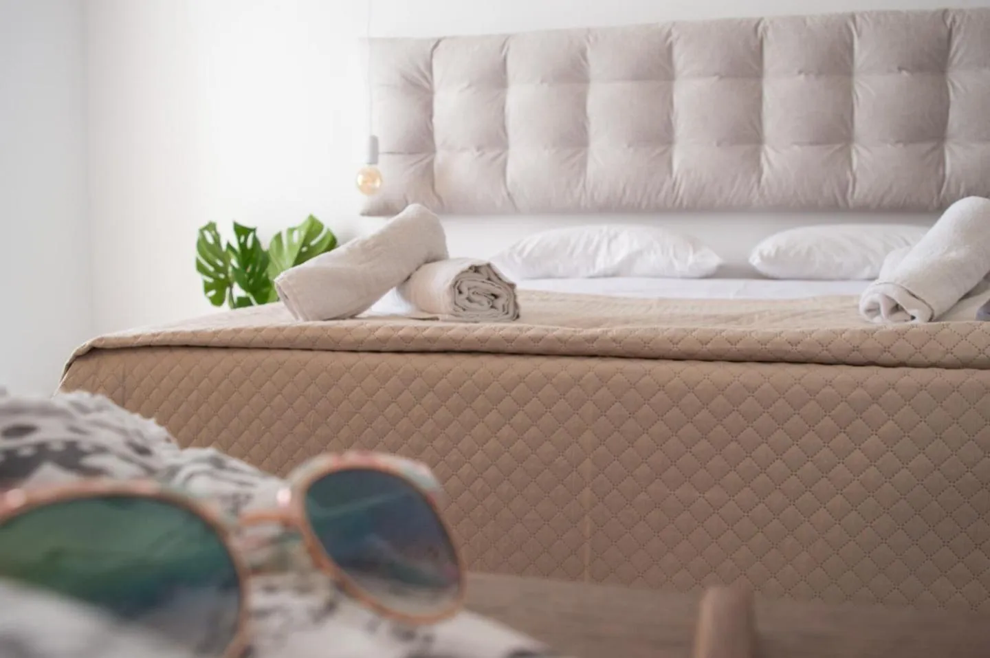 Bed in Paradise Beach Hotel