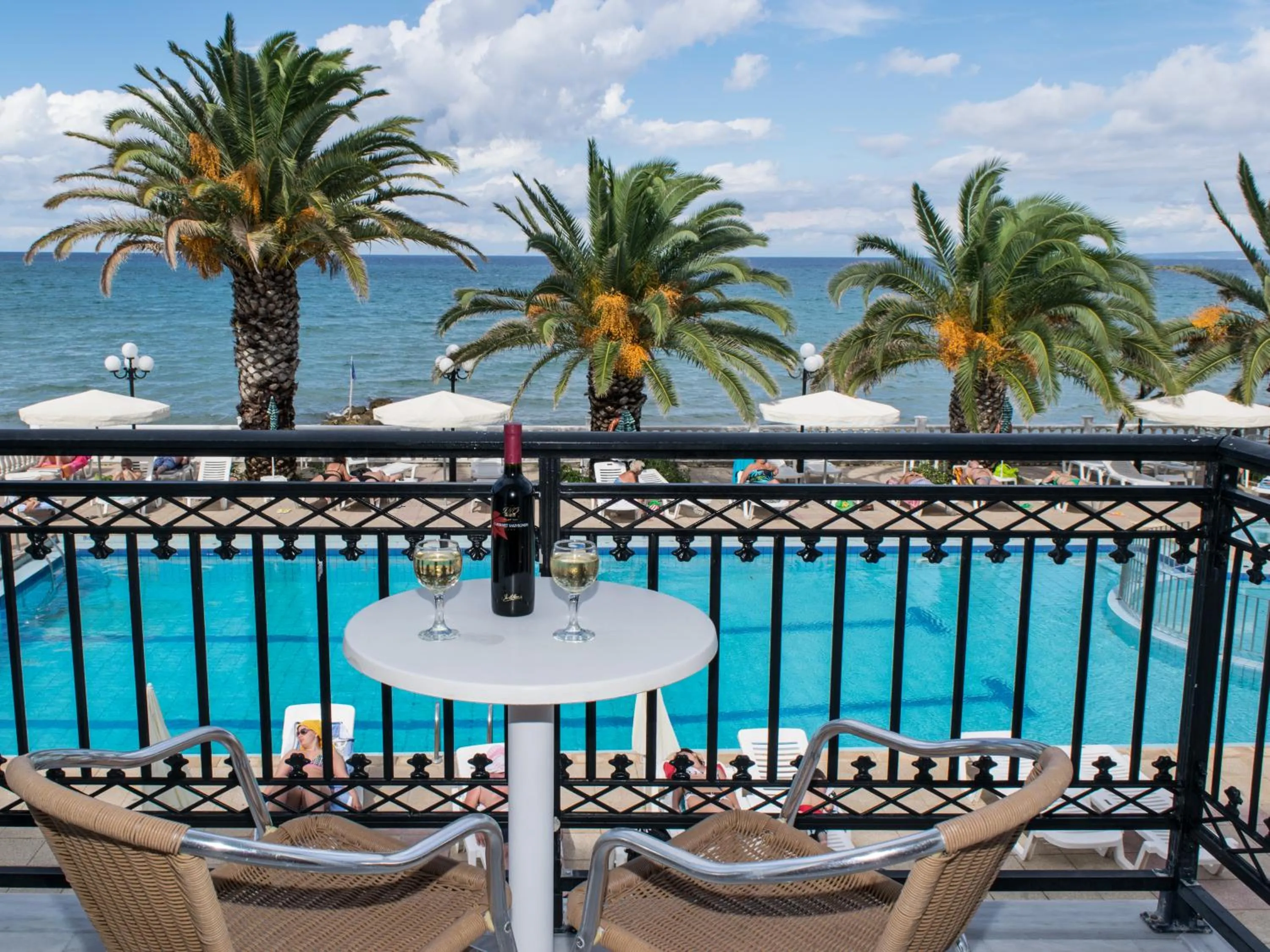 Balcony/Terrace in Paradise Beach Hotel