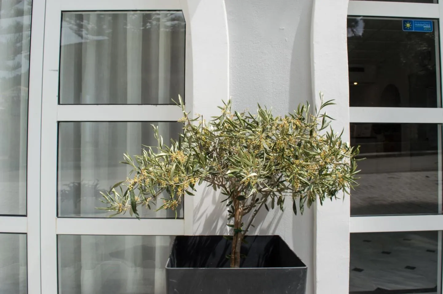 Facade/entrance in Paradise Beach Hotel