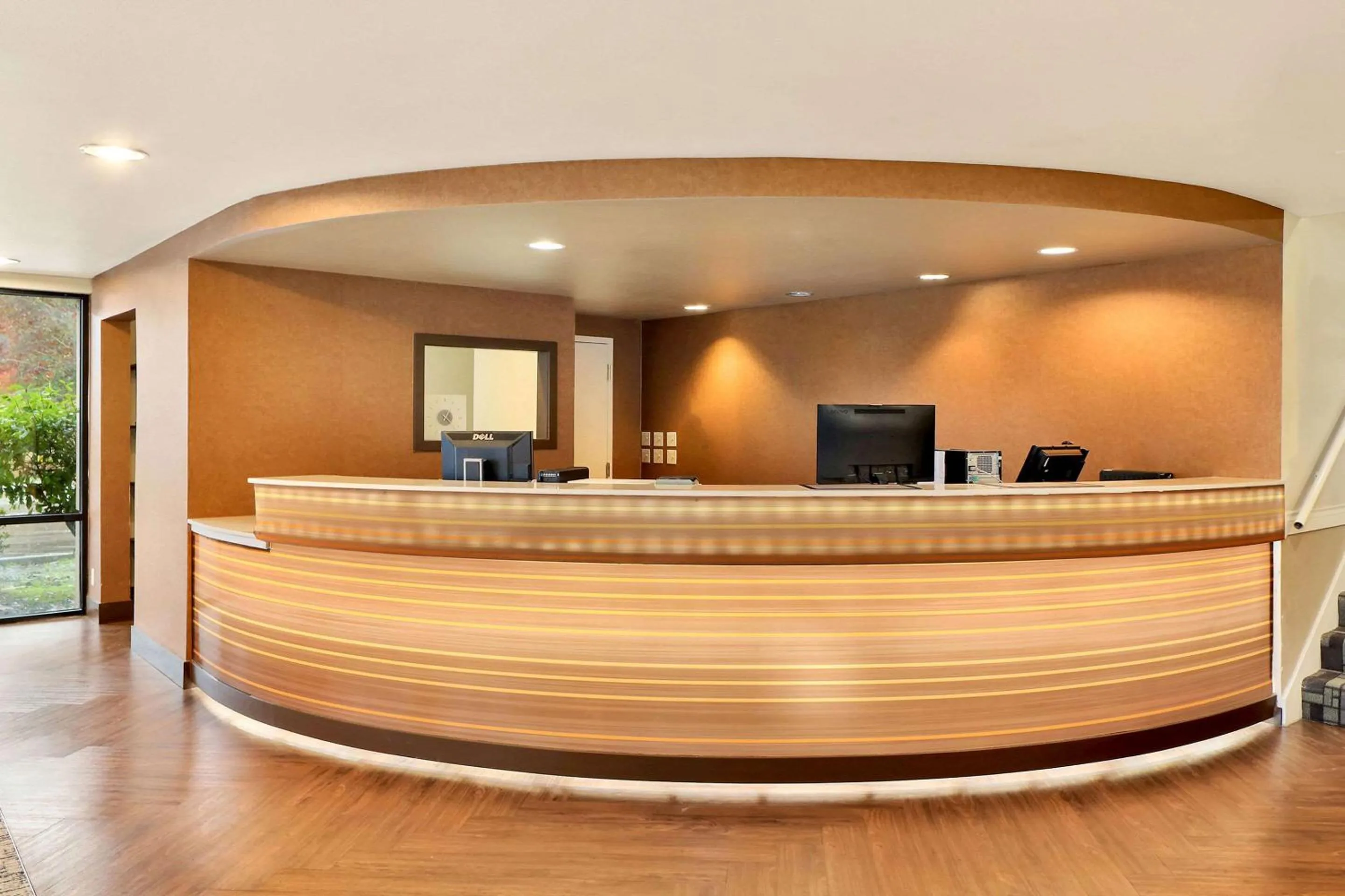 Lobby or reception in Comfort Inn Bellingham