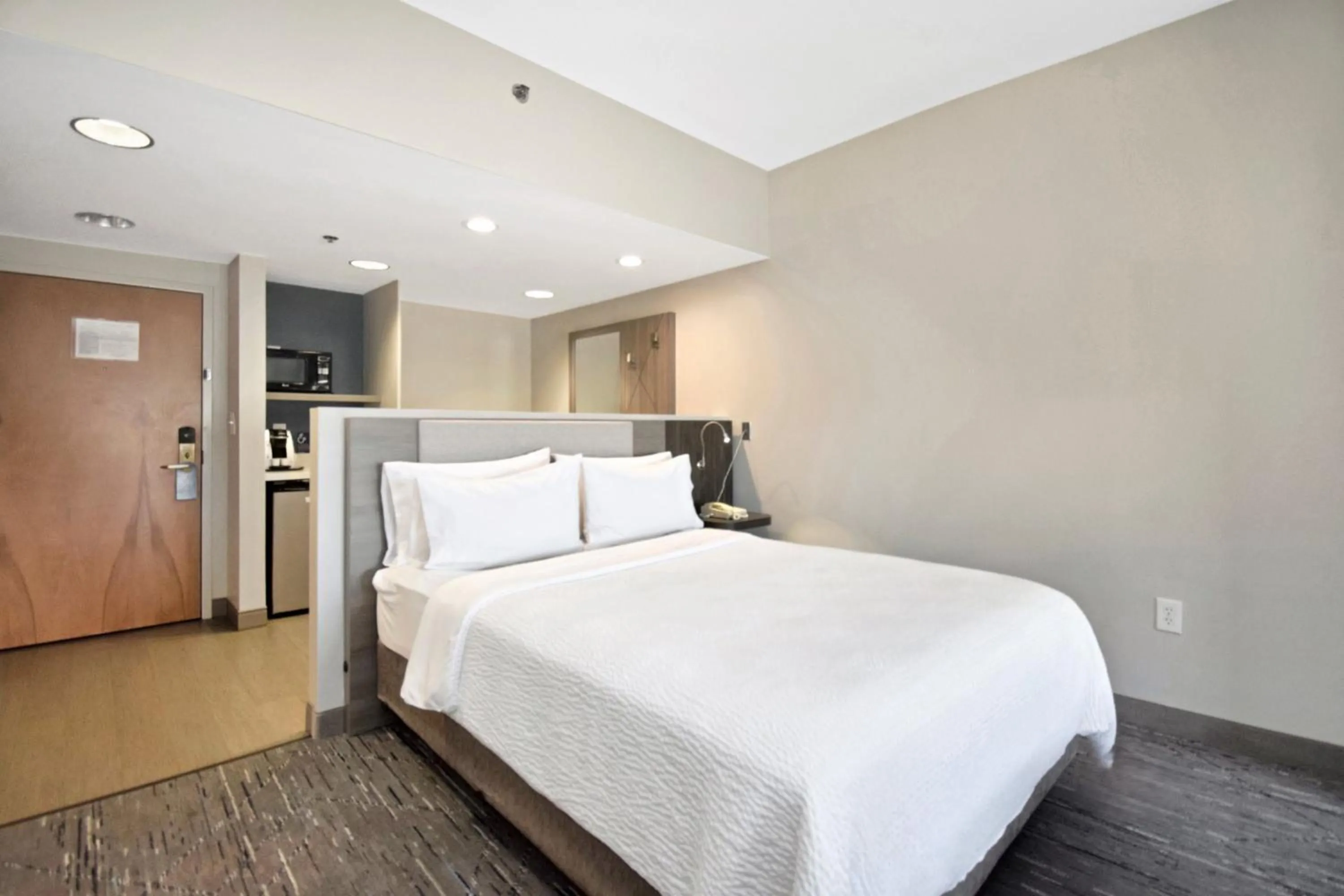 Bed in Holiday Inn Express Boone by IHG