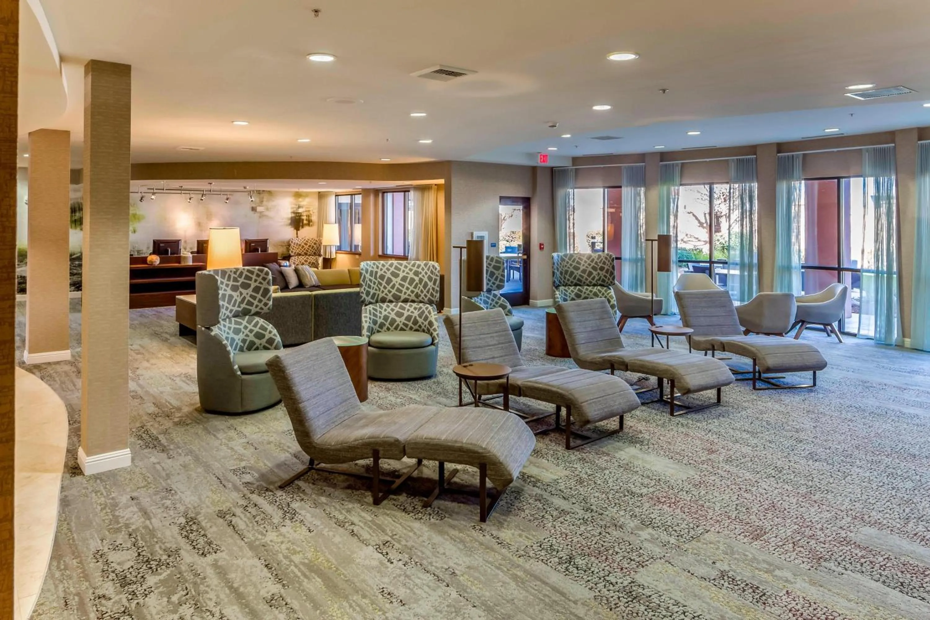 Lobby or reception in Courtyard by Marriott Roseville Galleria Mall/Creekside Ridge Drive