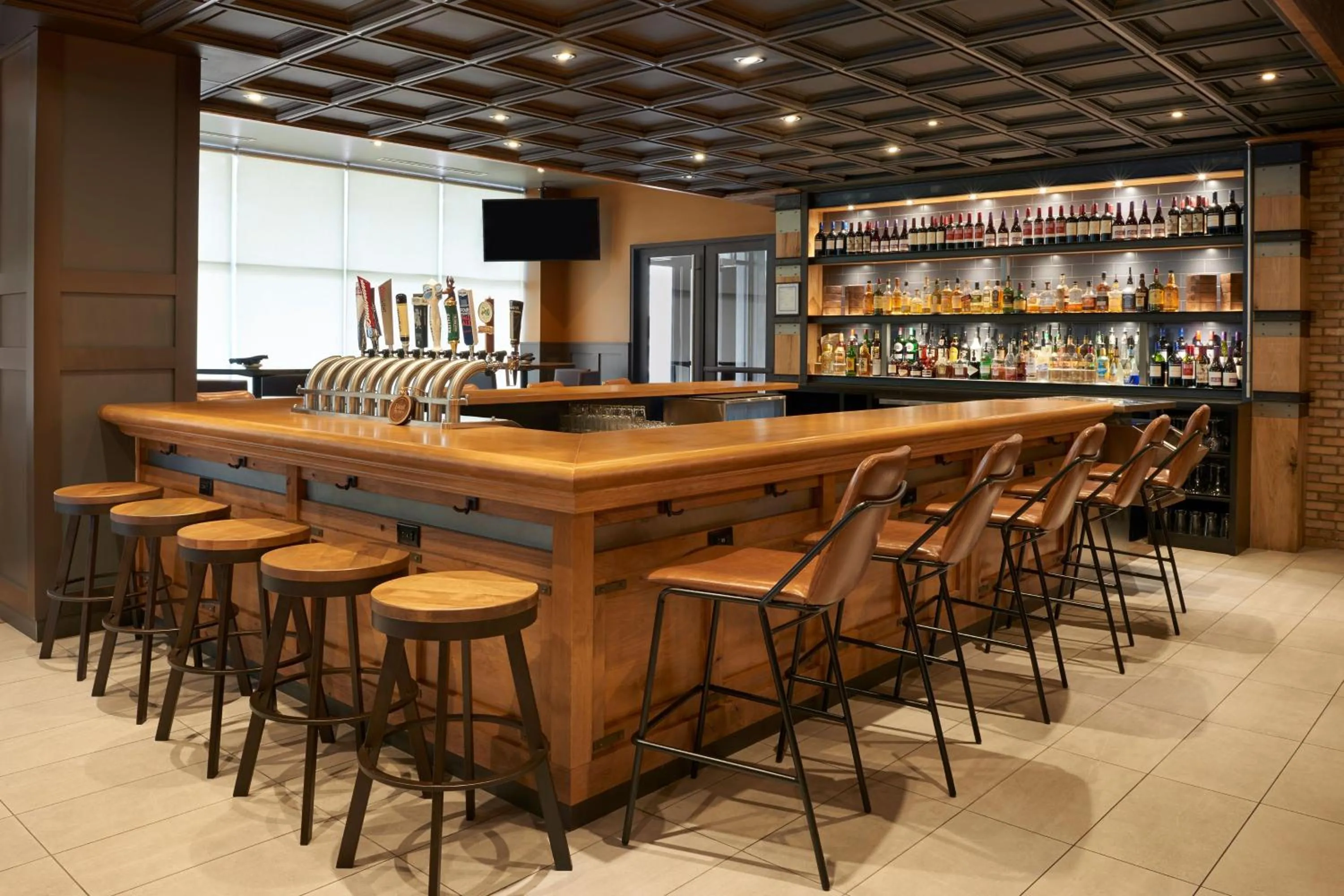 Restaurant/places to eat in Four Points by Sheraton Windsor Downtown