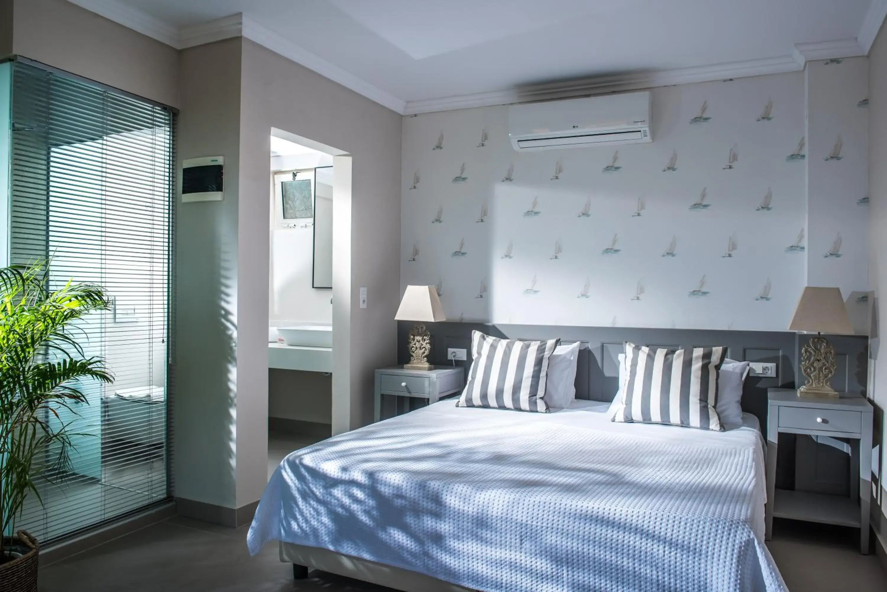 Deluxe mini Suite Sunset Sea View - Adults Only in Notos Heights Hotel & Suites Deluxe mini Suite Sunset Sea View - Adults Only in Notos Heights Hotel & Suites