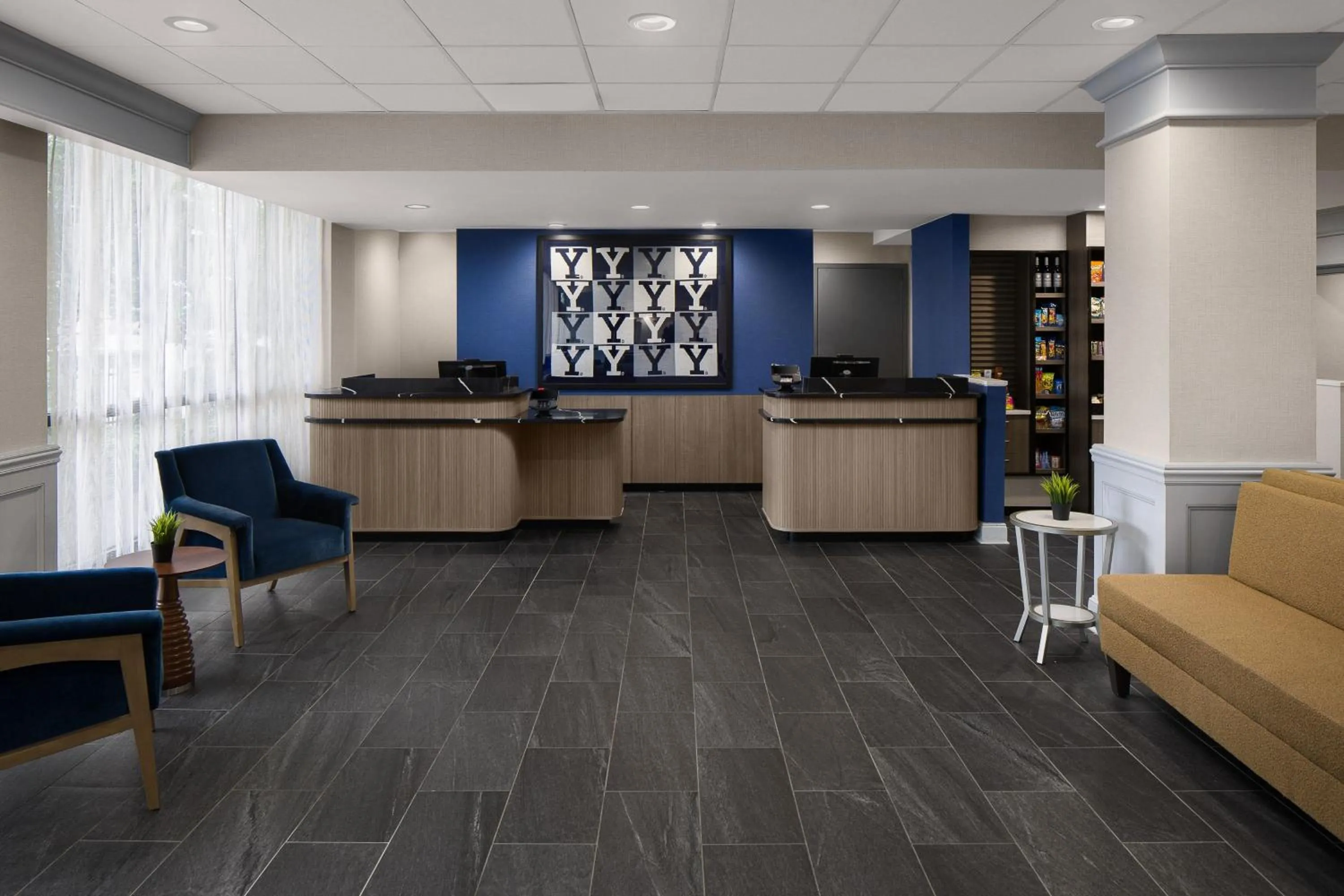 Lobby or reception in Courtyard New Haven at Yale