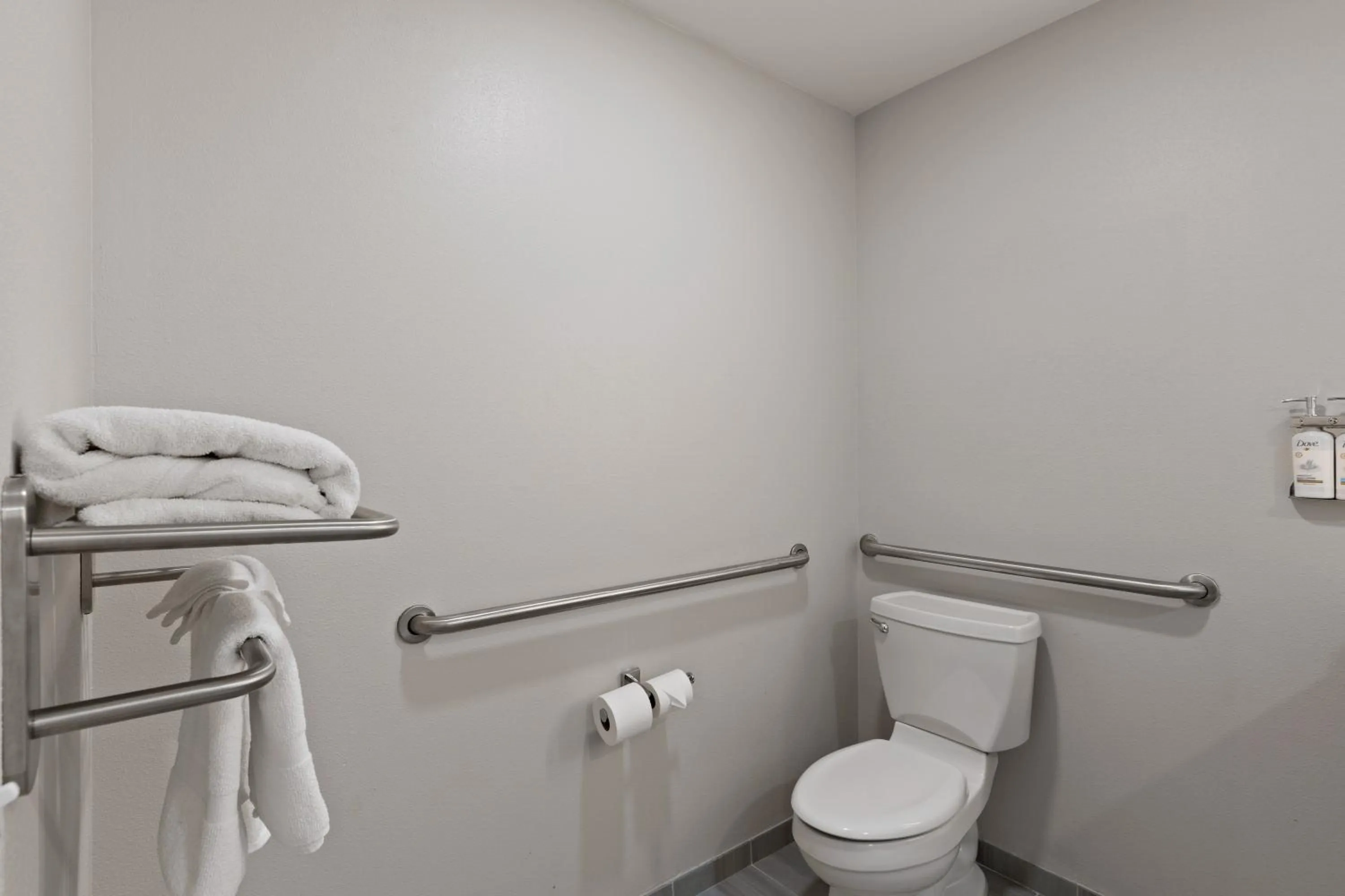 Toilet in Holiday Inn Express & Suites Oklahoma City NW - Quail Springs by IHG