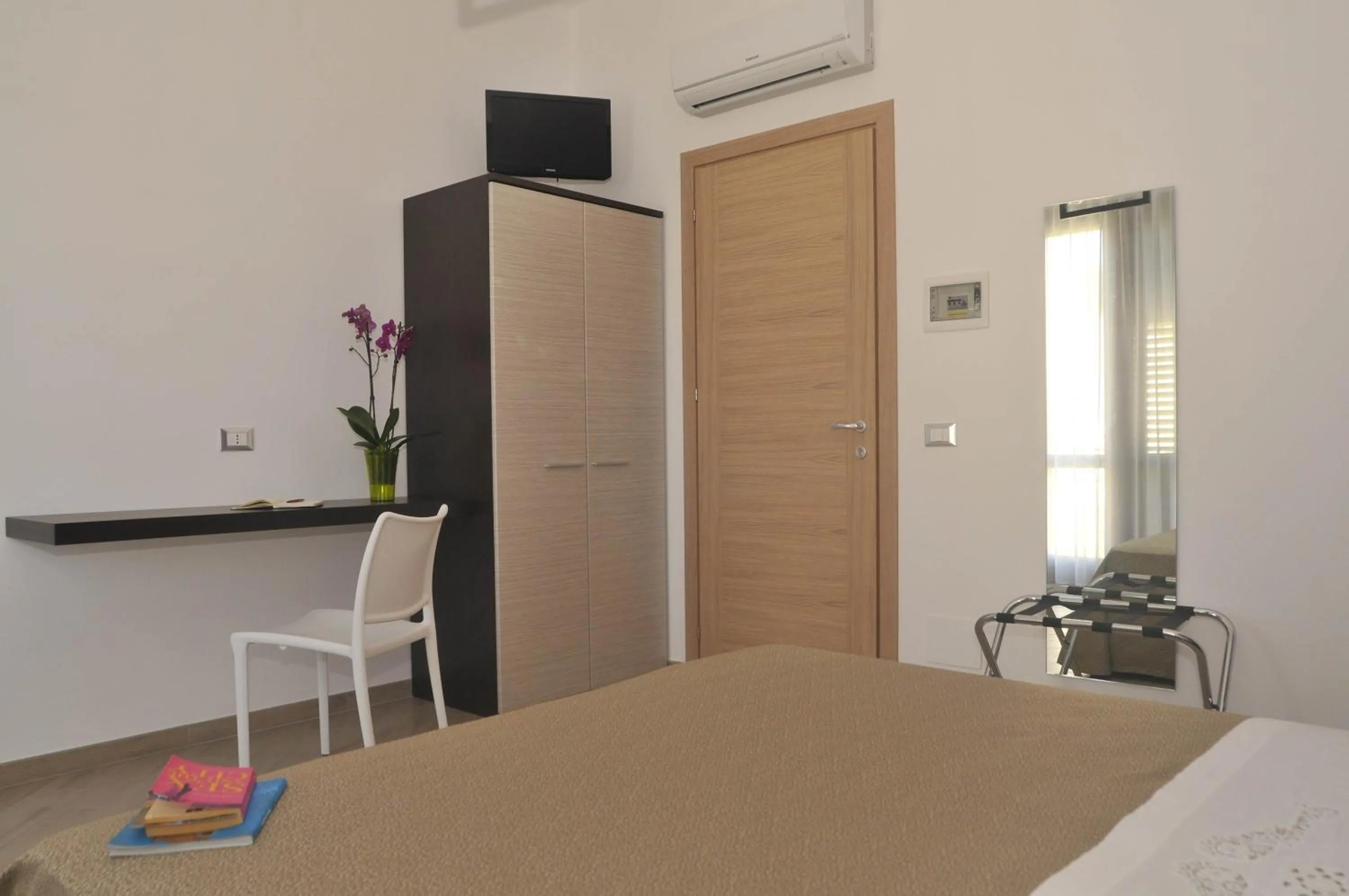 Photo of the whole room in B&B Cous Cous People