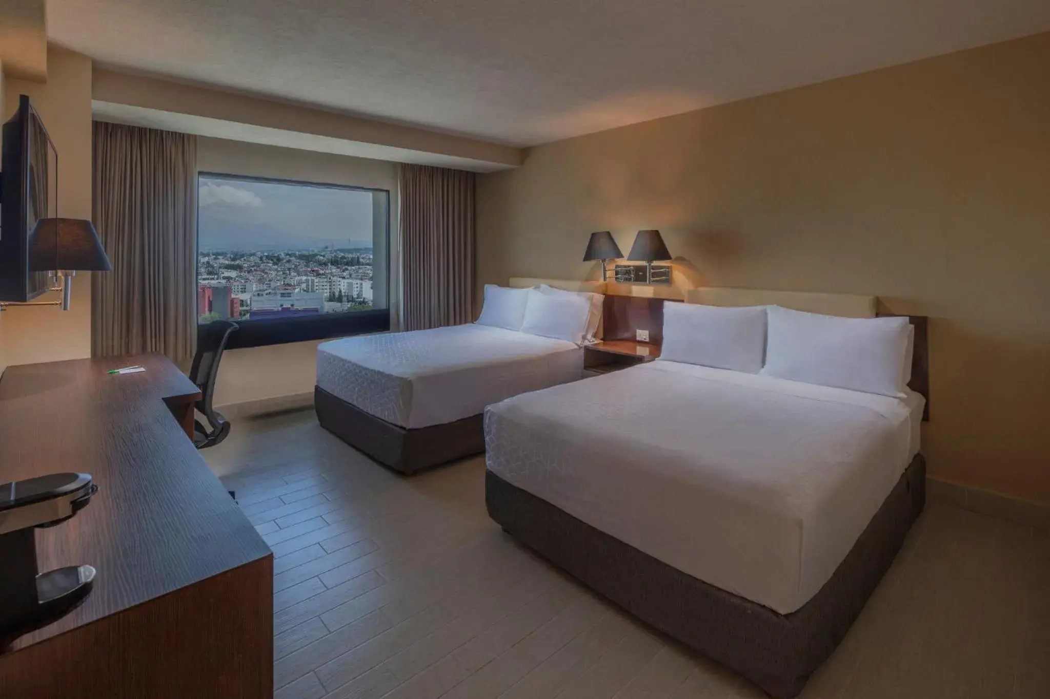 Standard Room with Two Queen Beds in Holiday Inn Puebla La Noria by IHG Standard Room with Two Queen Beds in Holiday Inn Puebla La Noria by IHG