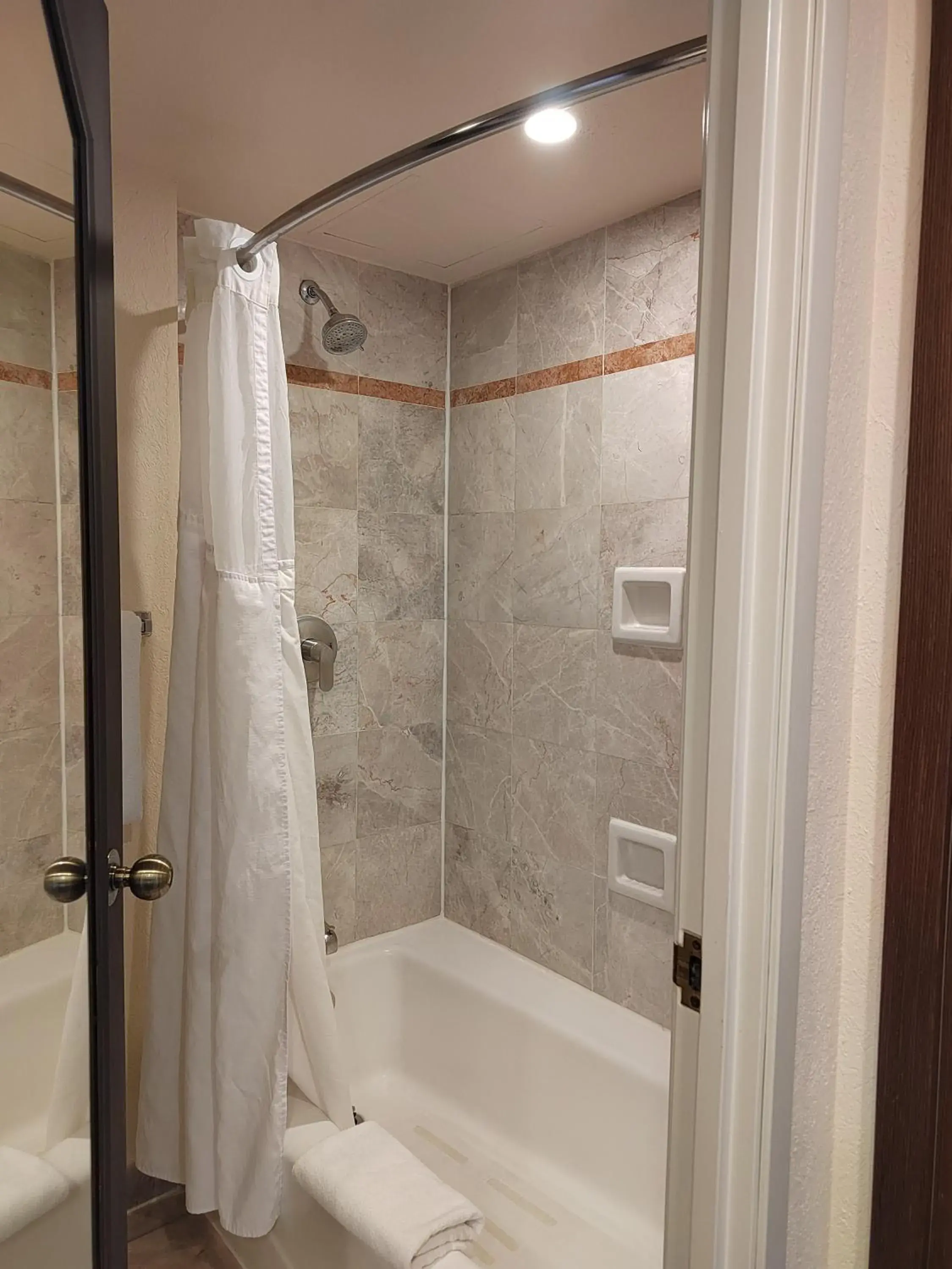 Standard King Room with City View in Holiday Inn Puebla La Noria, an IHG Hotel Standard King Room with City View in Holiday Inn Puebla La Noria, an IHG Hotel