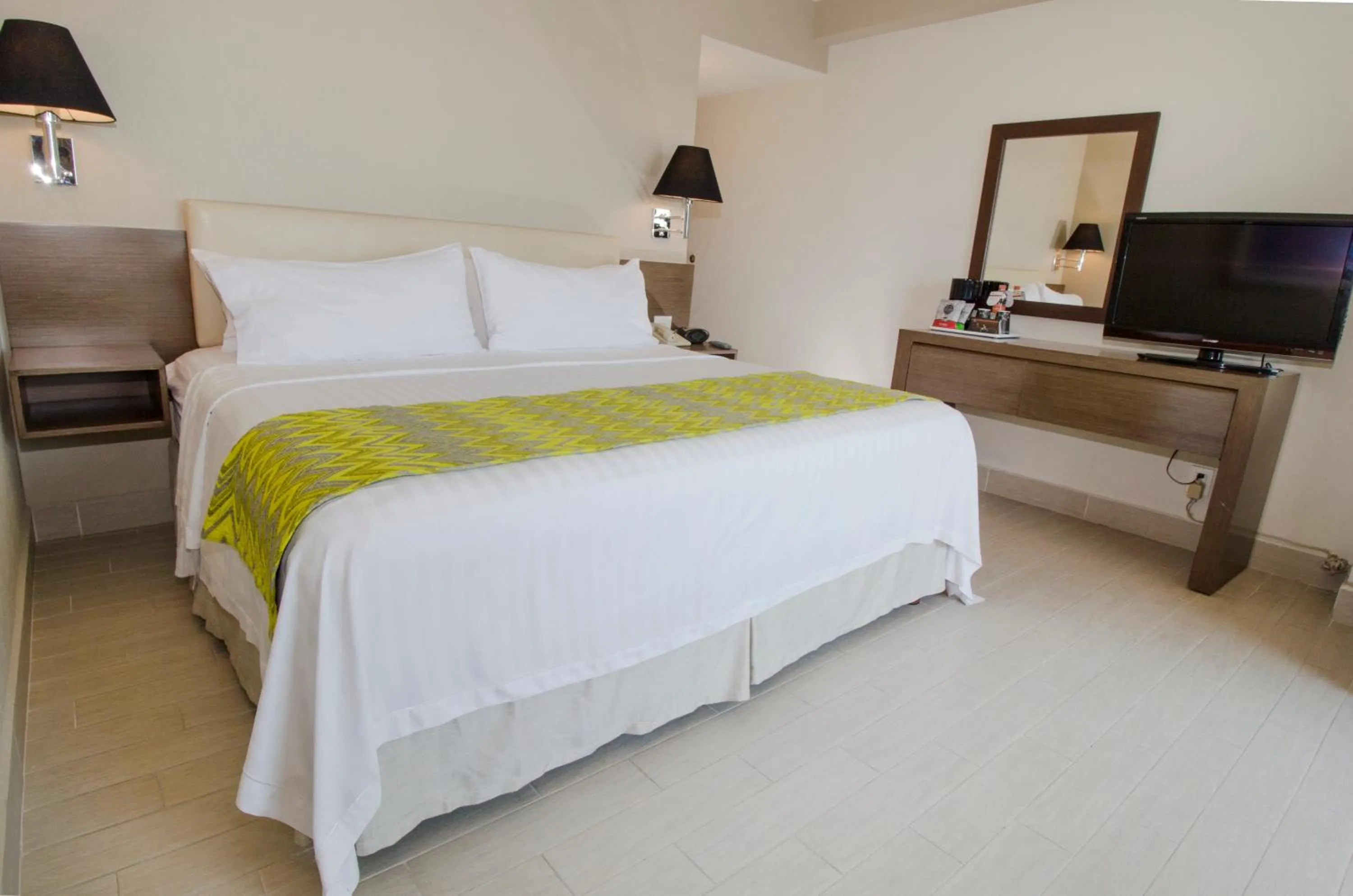 Bed in Holiday Inn Puebla La Noria by IHG