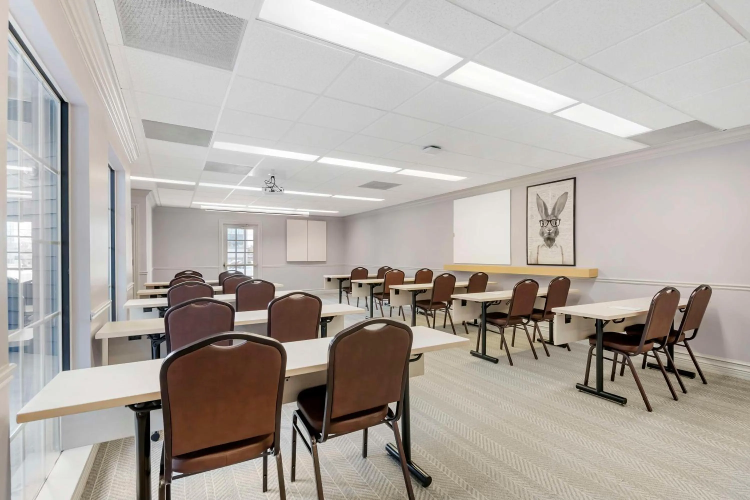 Meeting/conference room in Sonesta ES Suites Dulles Airport