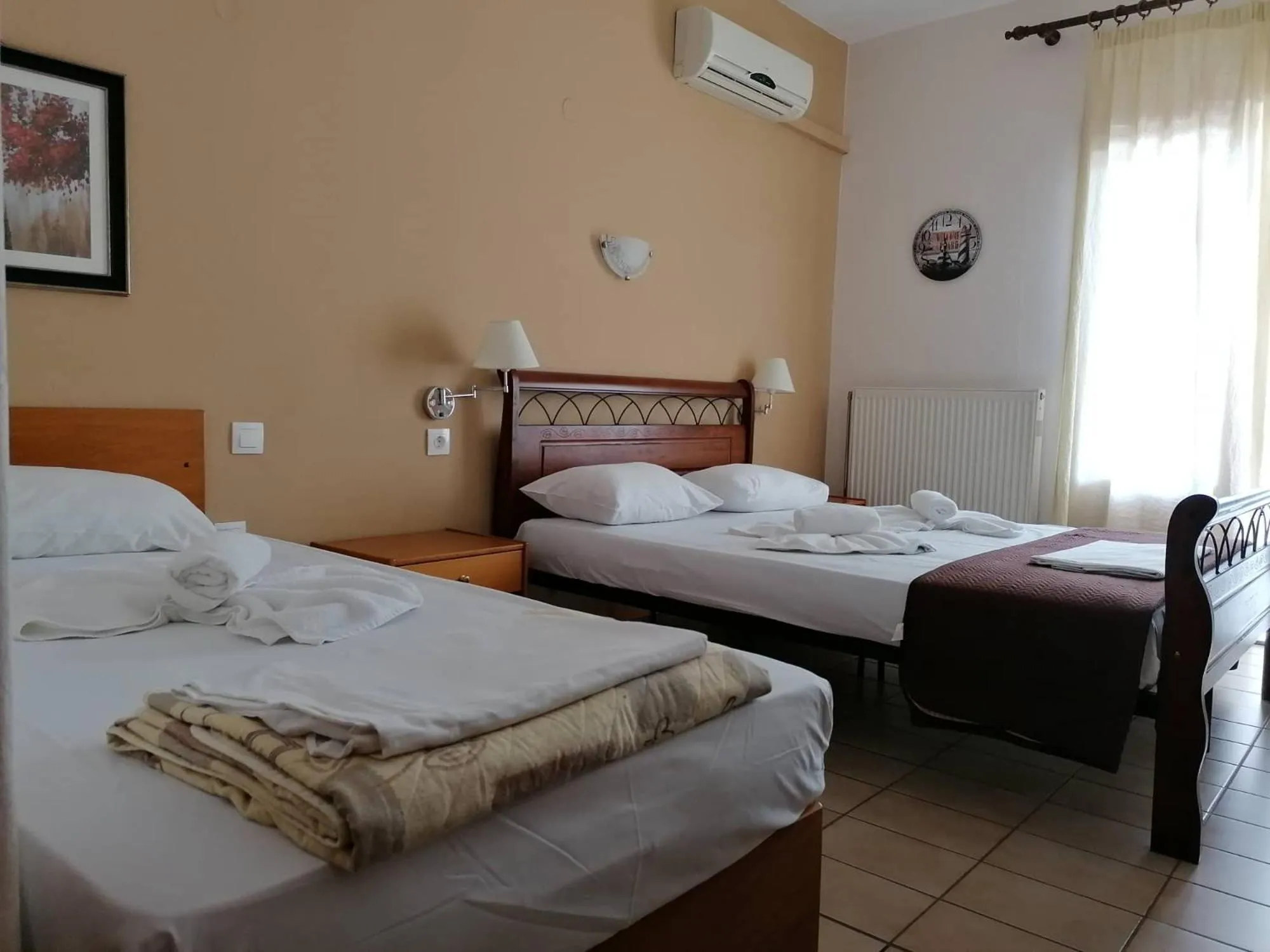 Bedroom in Vanta Hotel