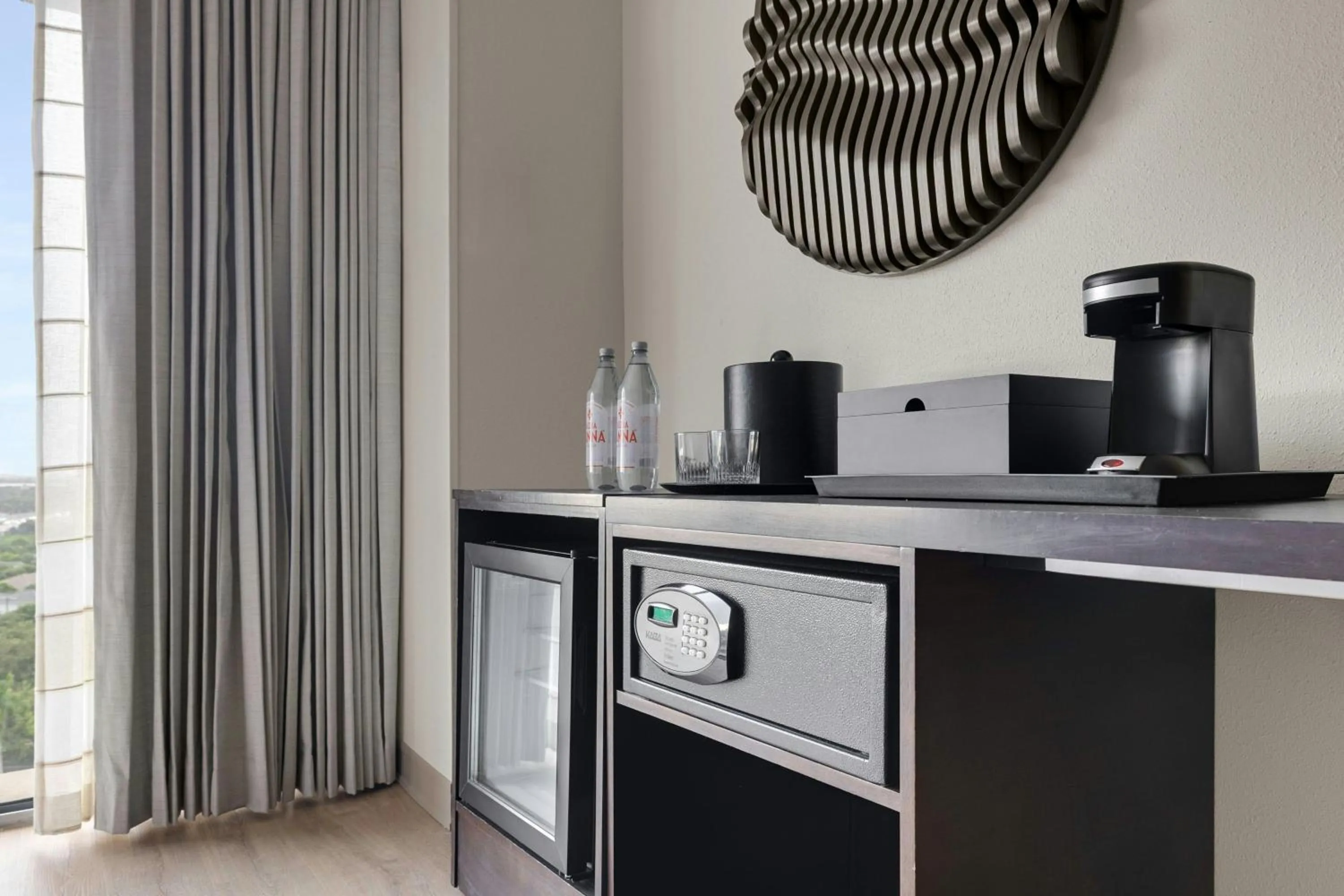 Photo of the whole room in Boca Raton Marriott at Boca Center