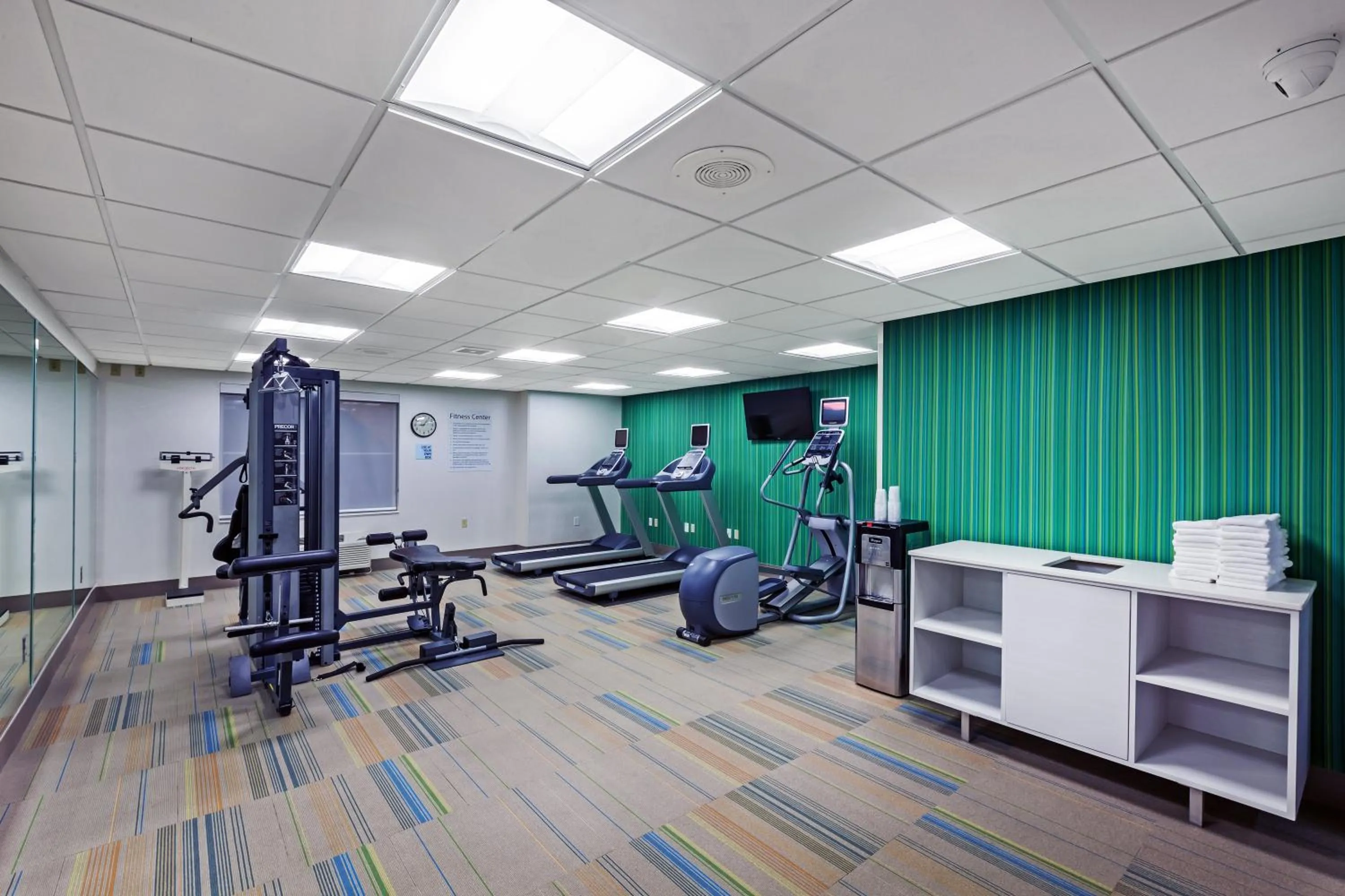 Fitness centre/facilities in Holiday Inn Express Hotel & Suites Dallas Lewisville by IHG