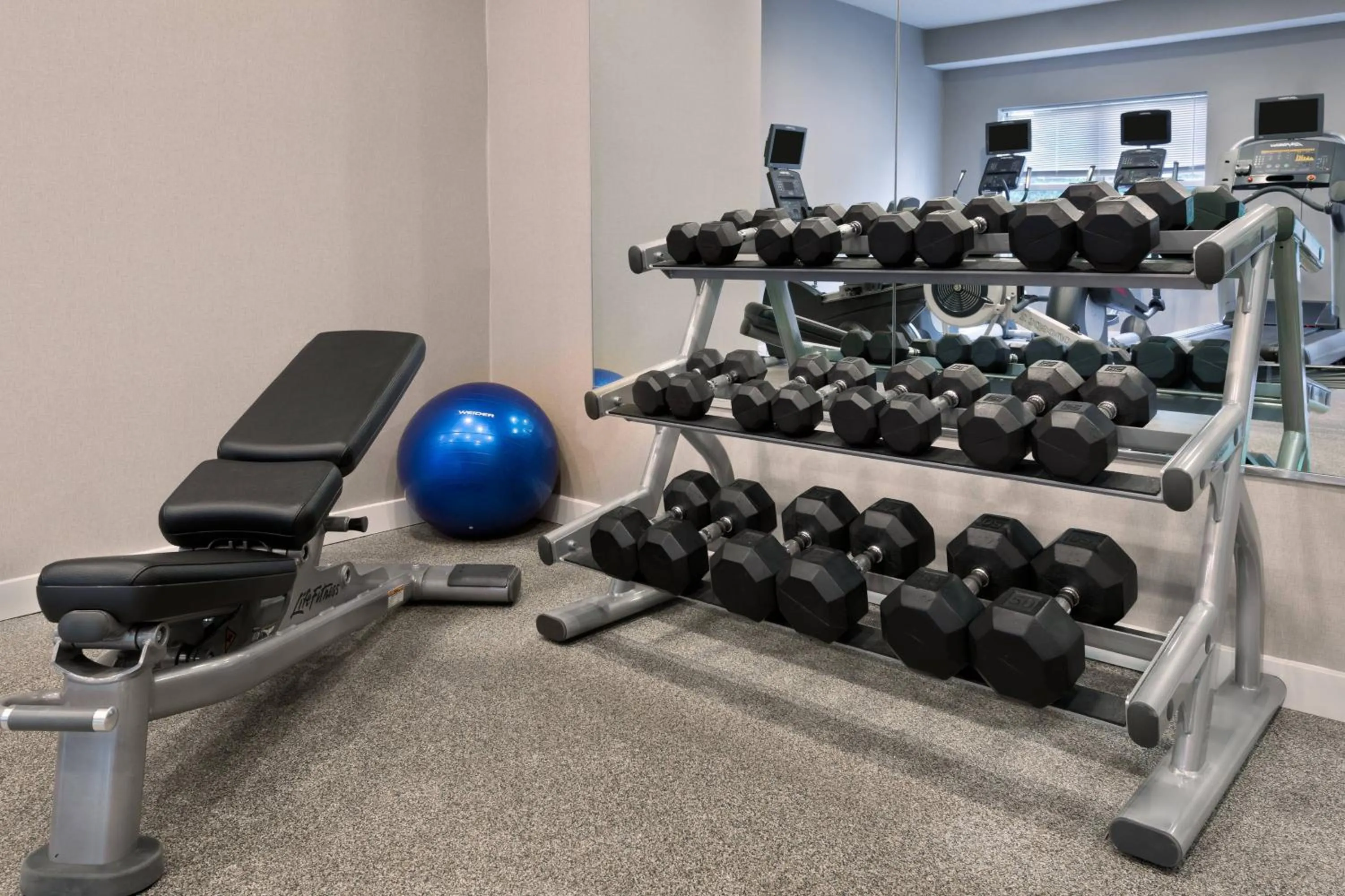 Fitness centre/facilities in Residence Inn Wayne