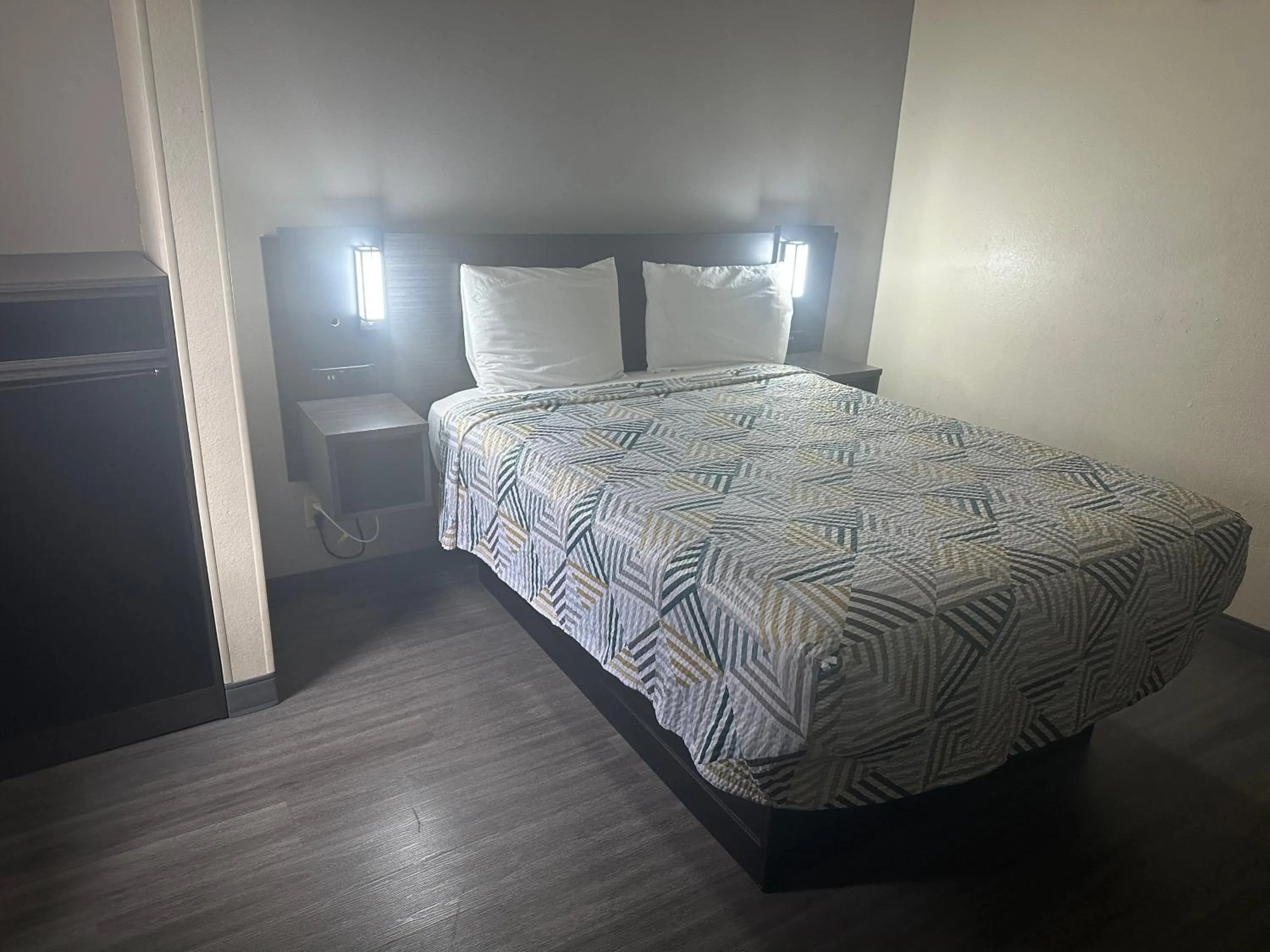 Bed in Motel 6-Anderson, IN