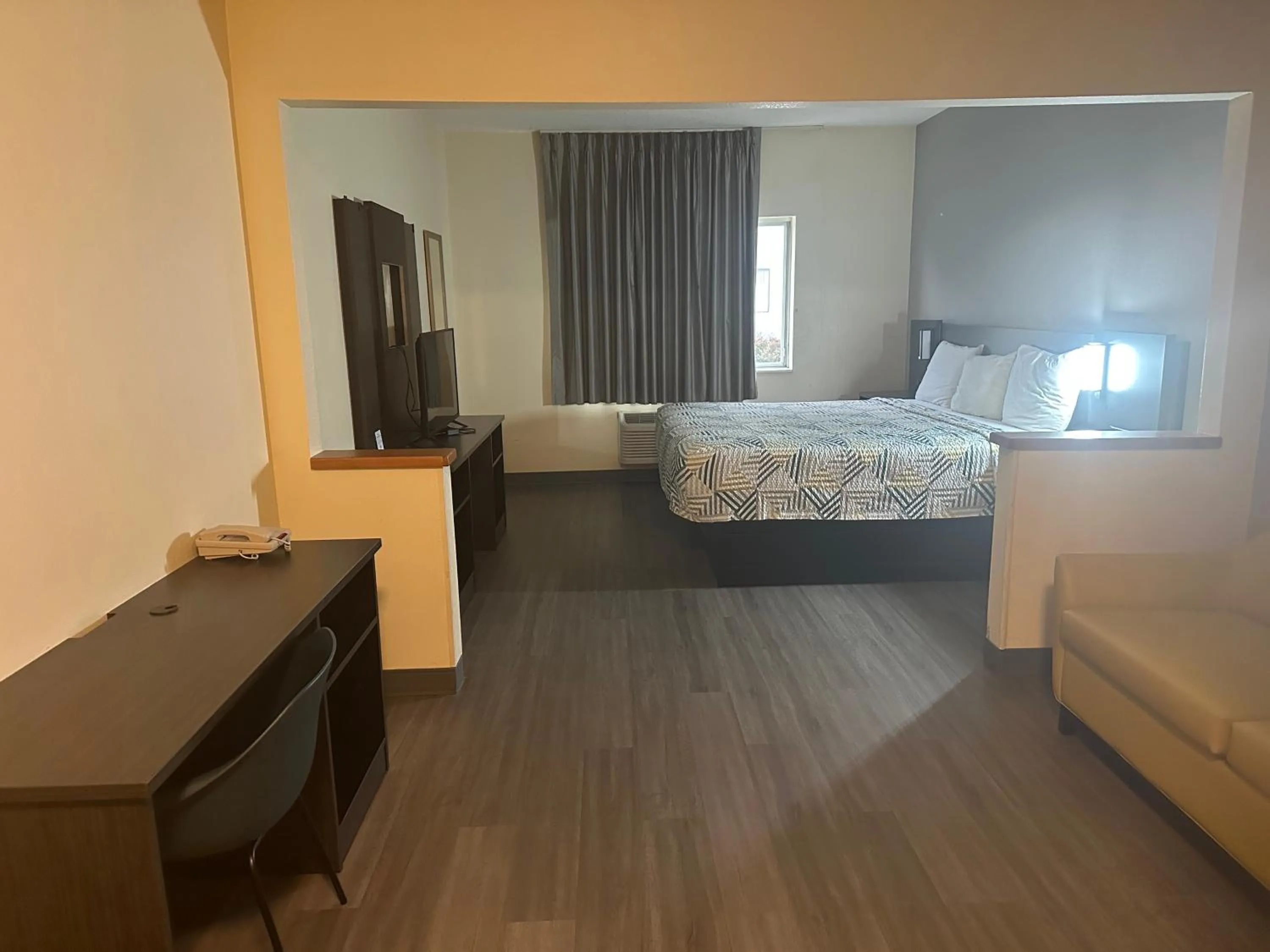 Bed in Motel 6-Anderson, IN