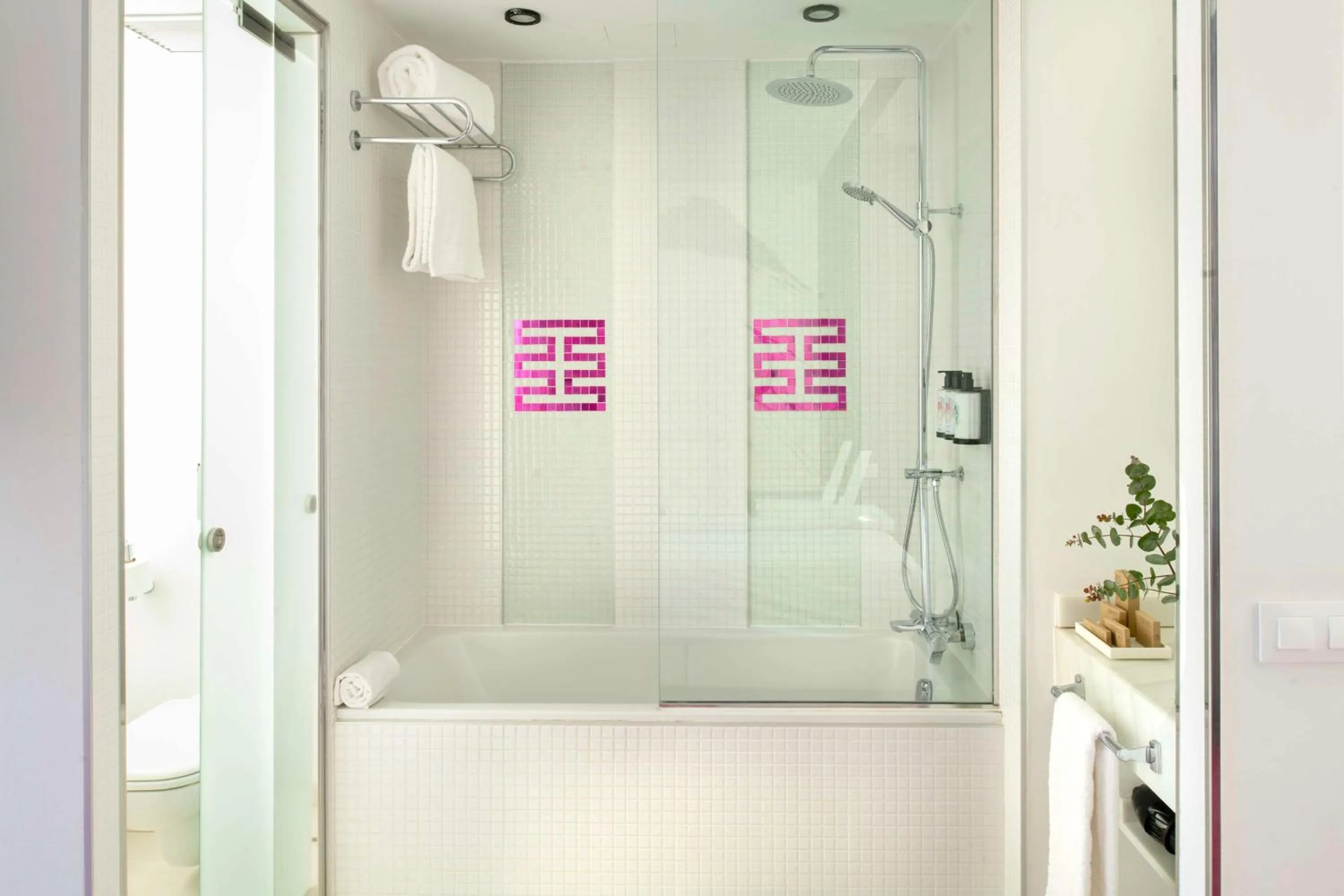 Bathroom in Allegro Barcelona