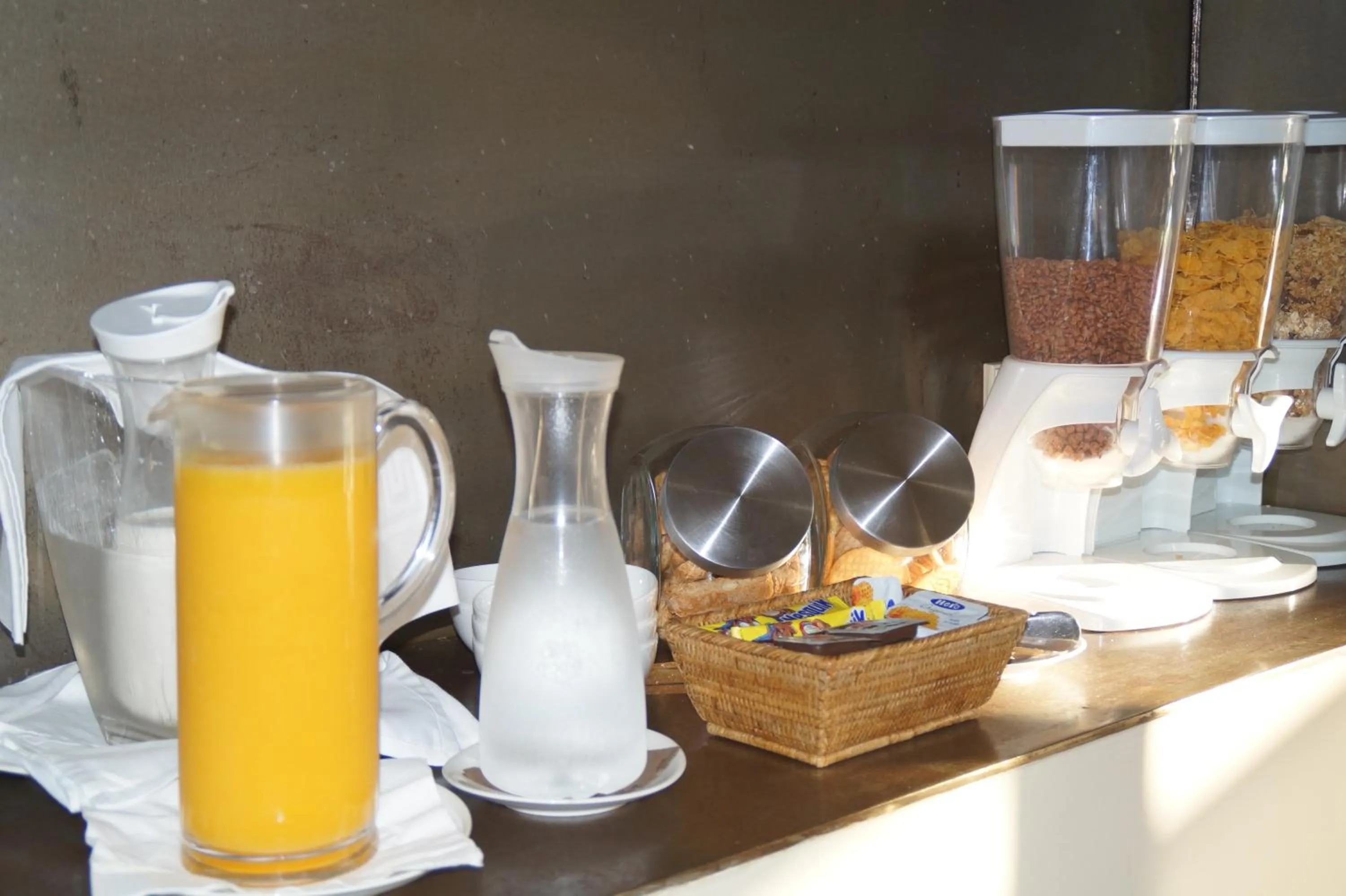 Breakfast in Hotel El Molí