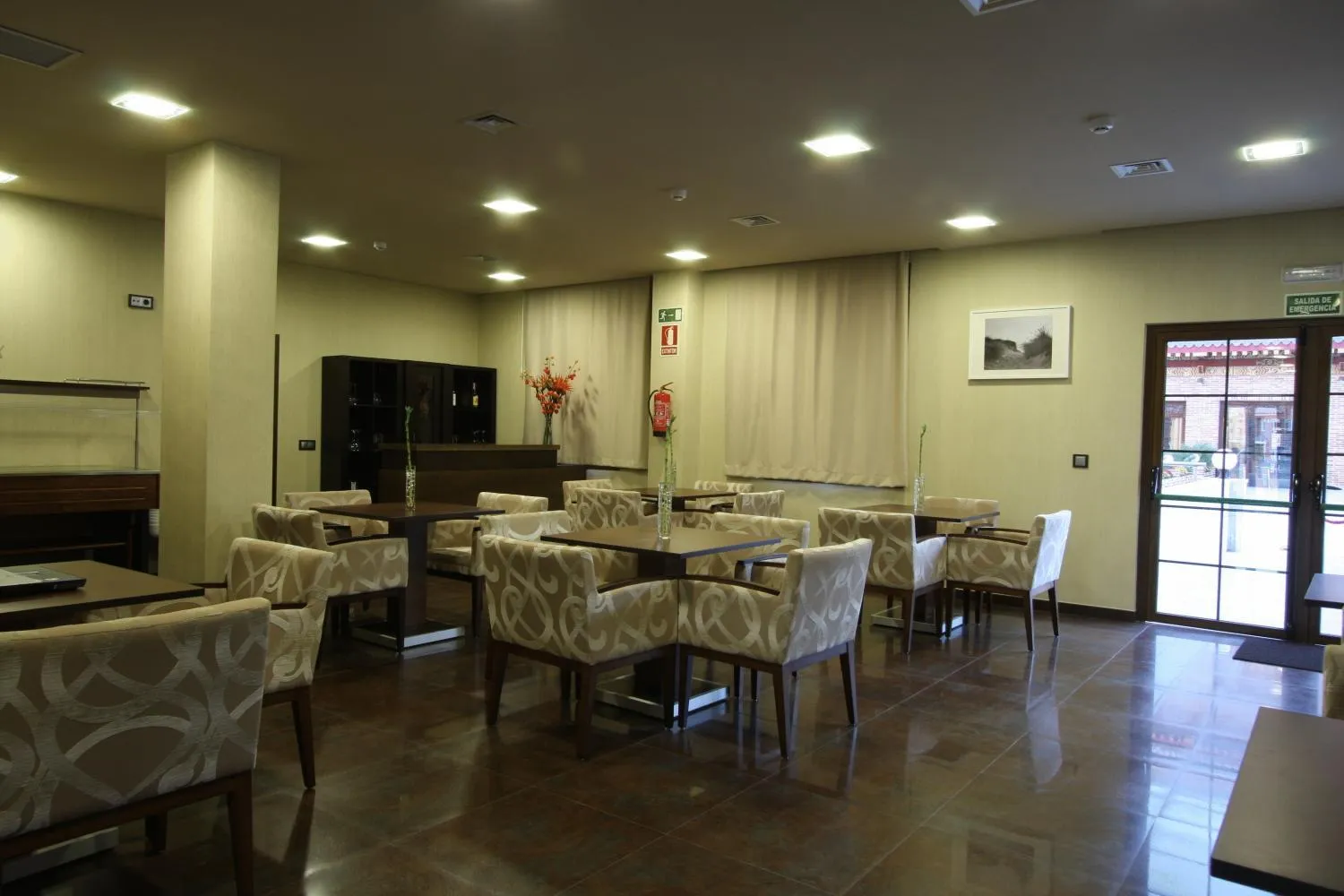 Restaurant/places to eat in Dinastia