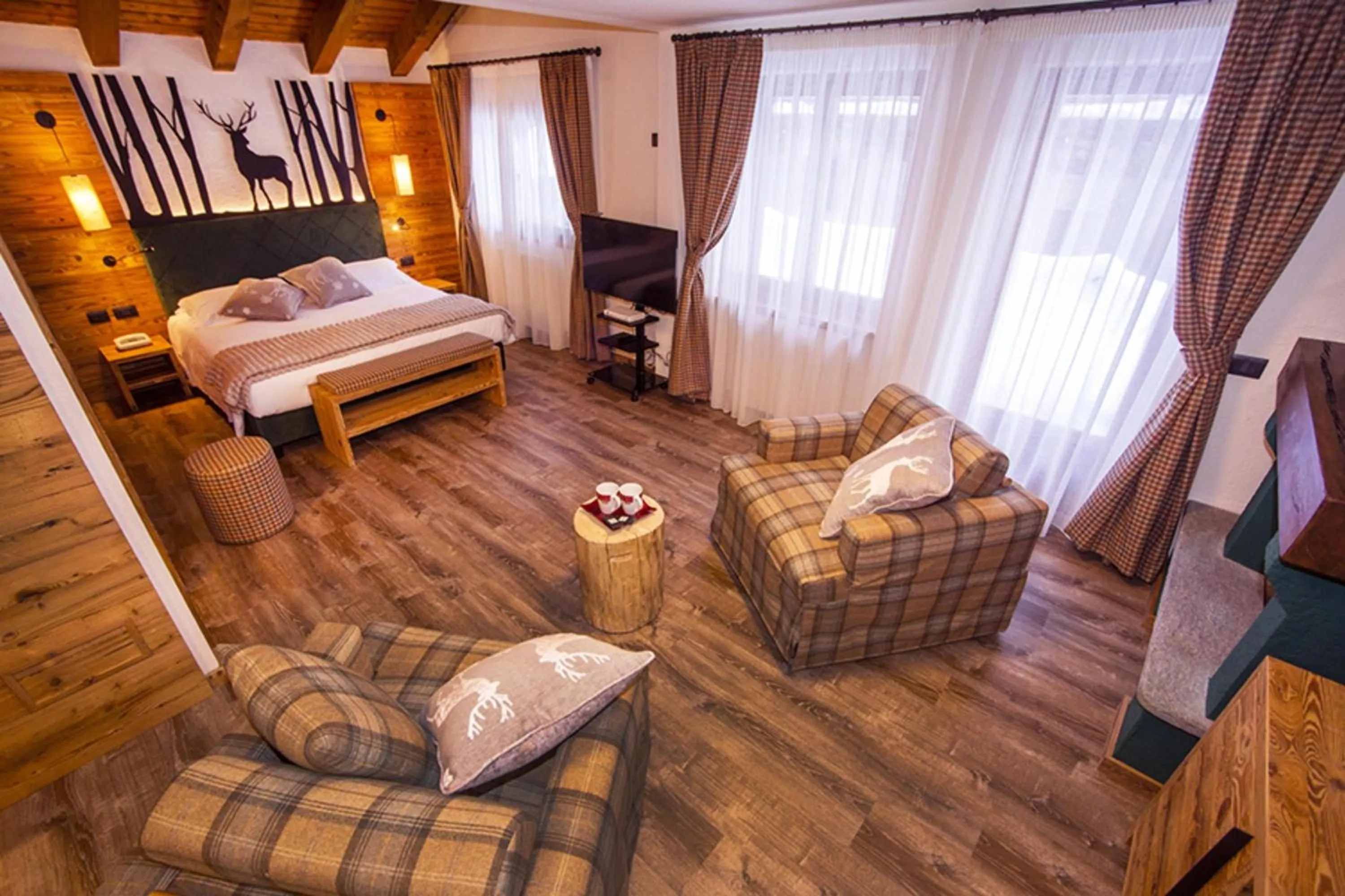 Photo of the whole room, Bed in Hotel Pilier D'Angle & Wellness