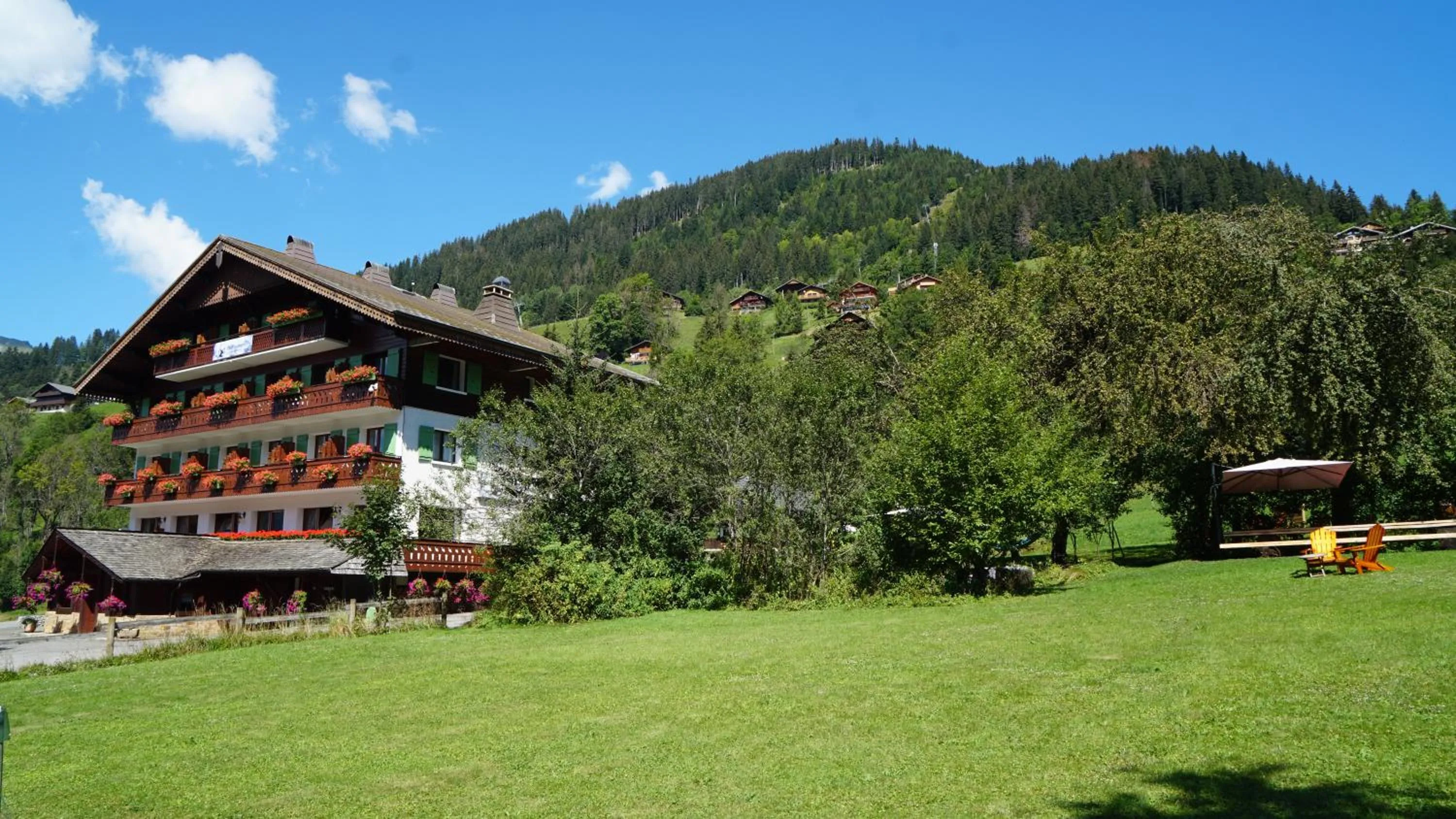 Property building in Esprit Montagne