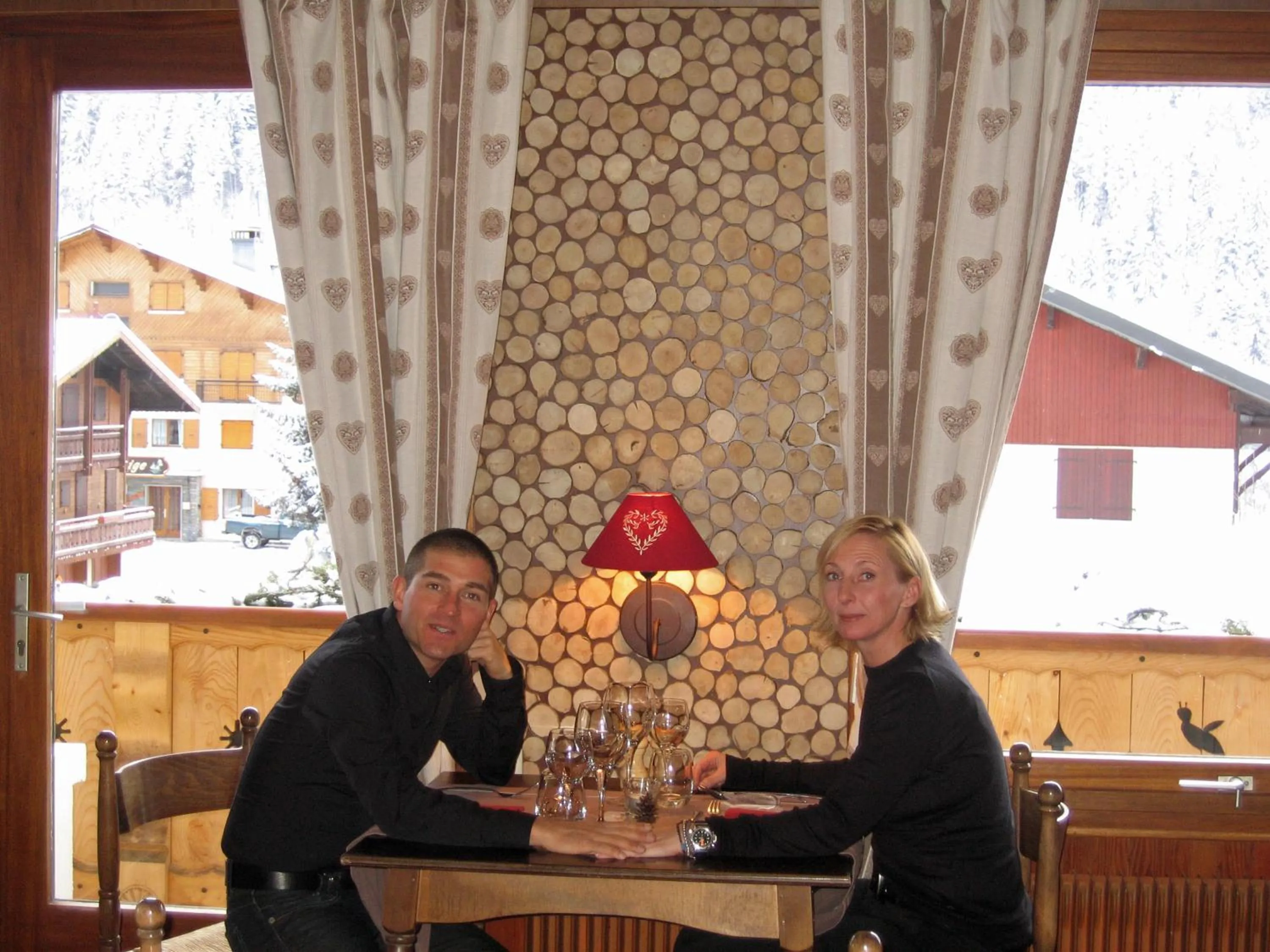 Restaurant/places to eat in Esprit Montagne