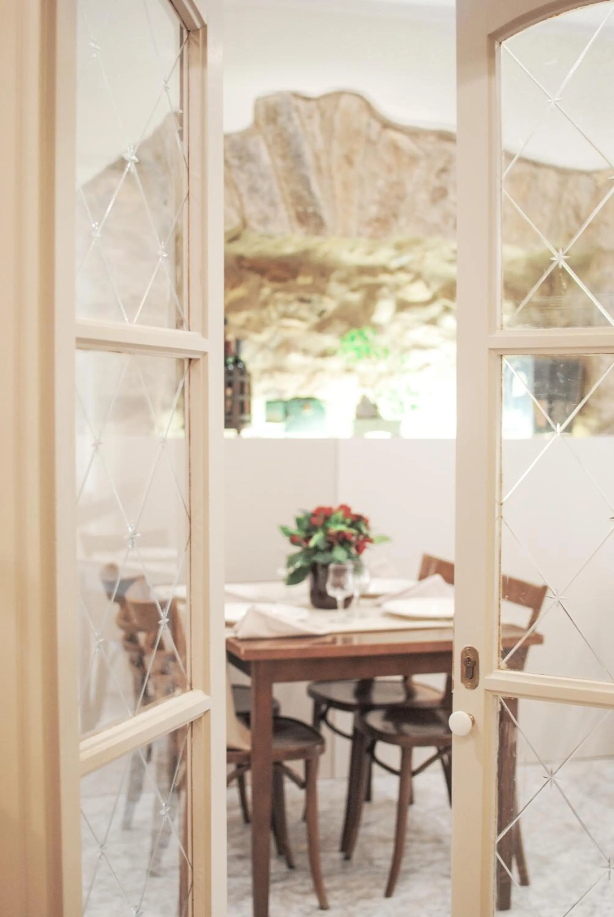 Restaurant/places to eat in Fonda Mitjà