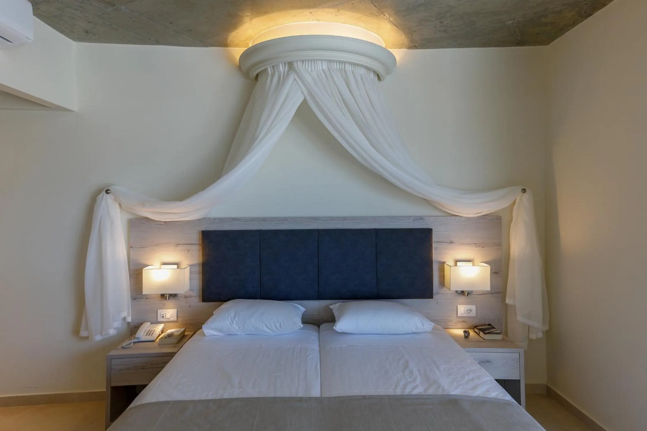 Bed in Rodos Star Hotel