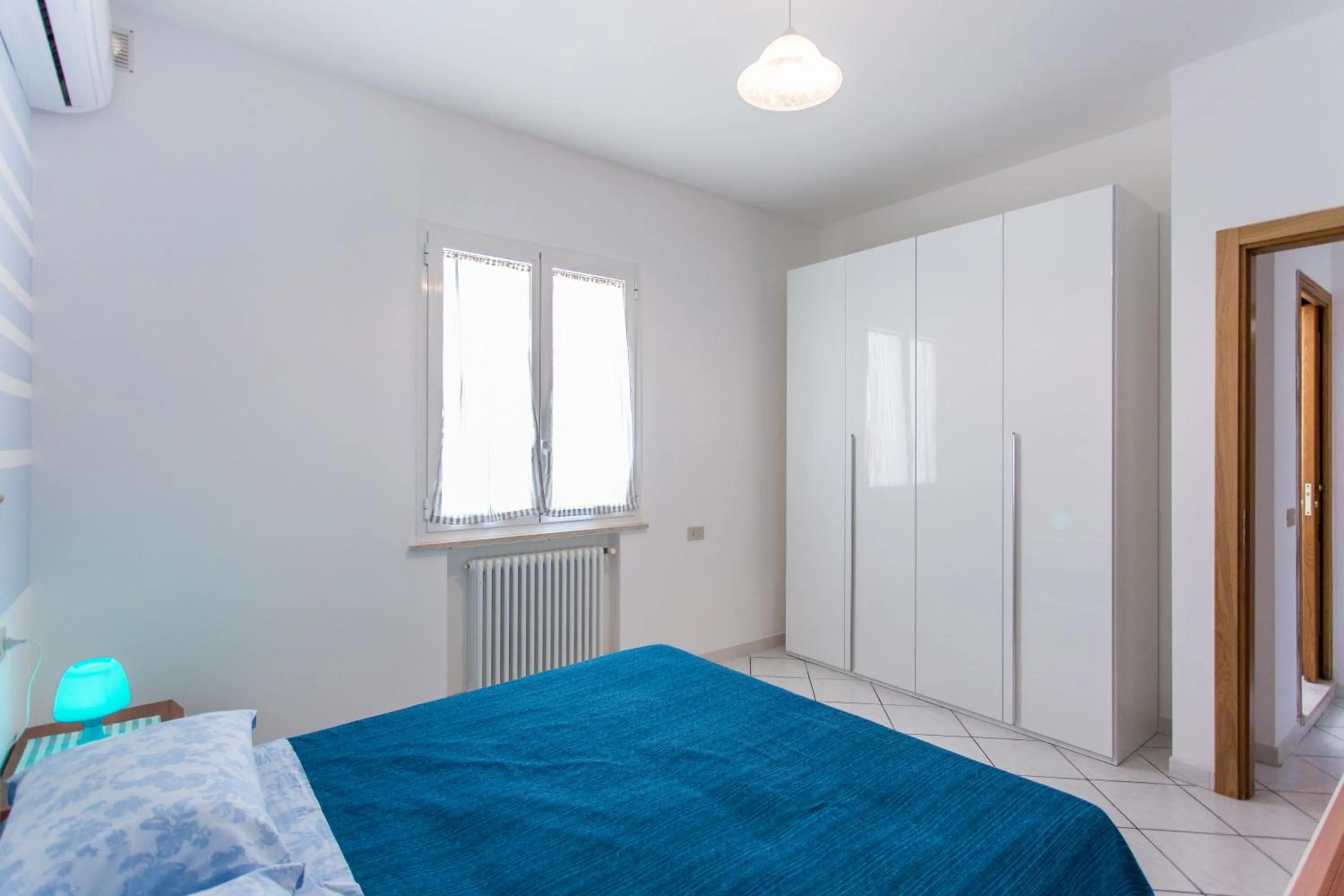 Bedroom, Bed in Residence Kimba