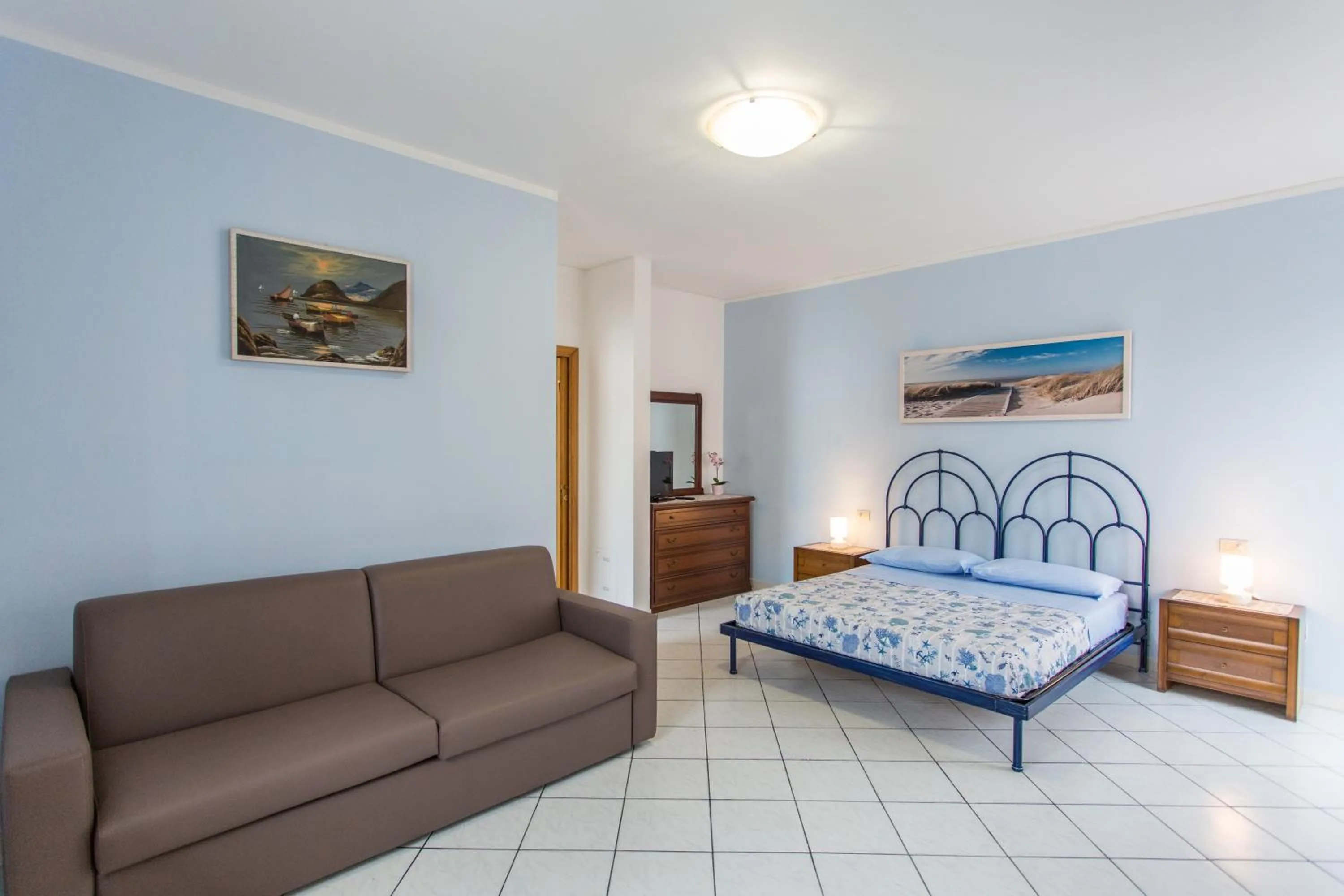 Bed in Residence Kimba