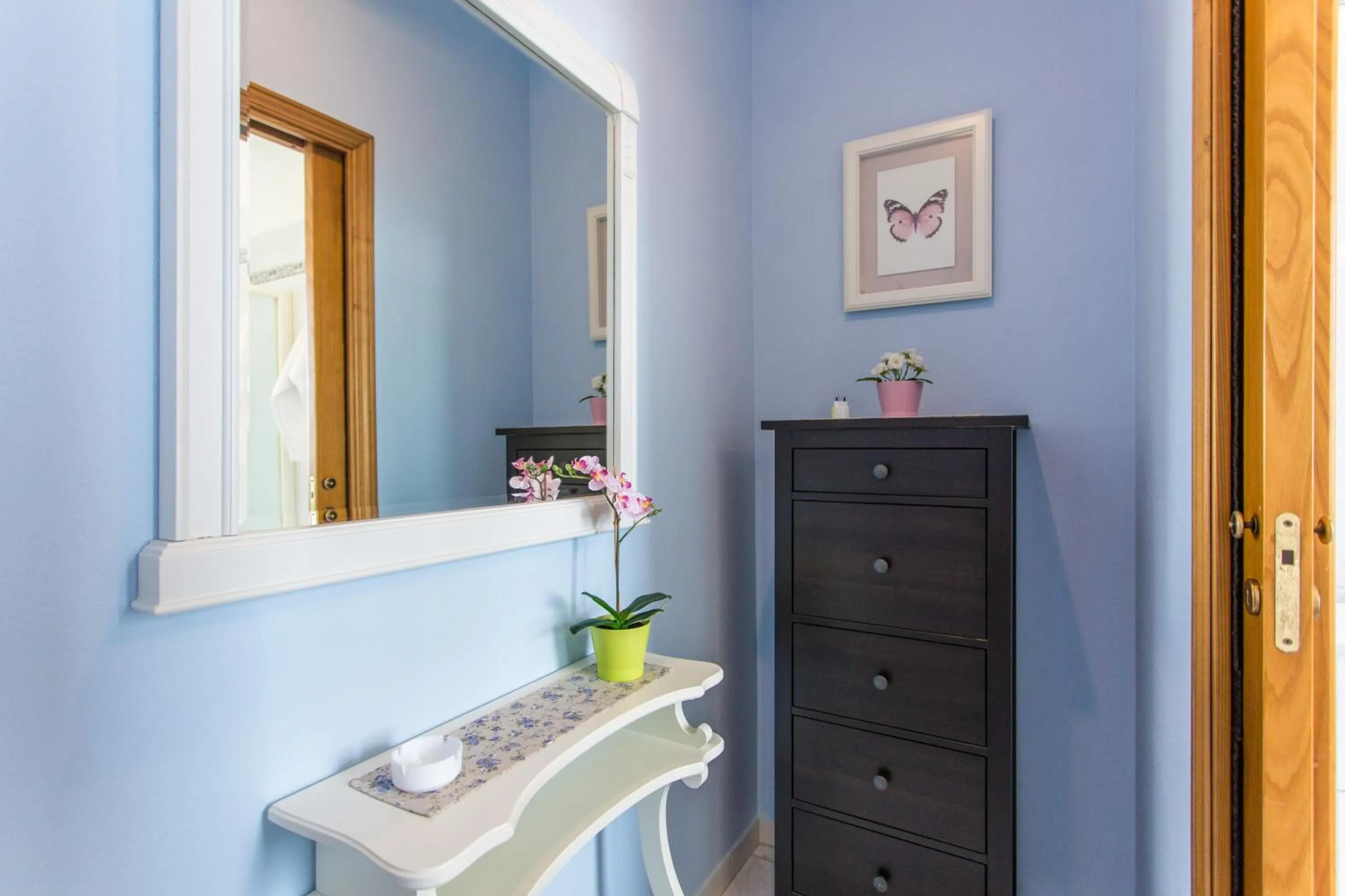 furniture in Residence Kimba