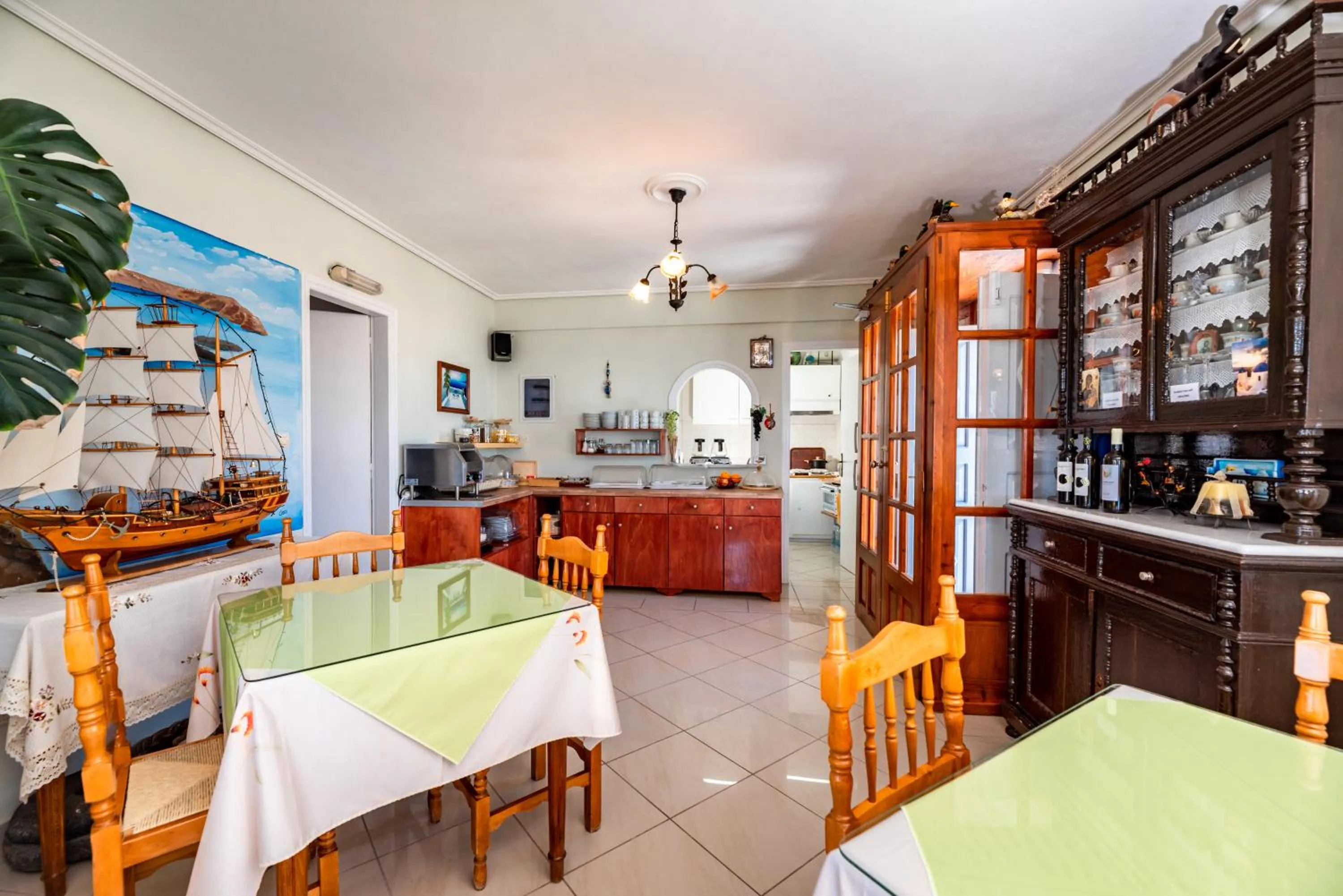 Breakfast in Hotel Thira