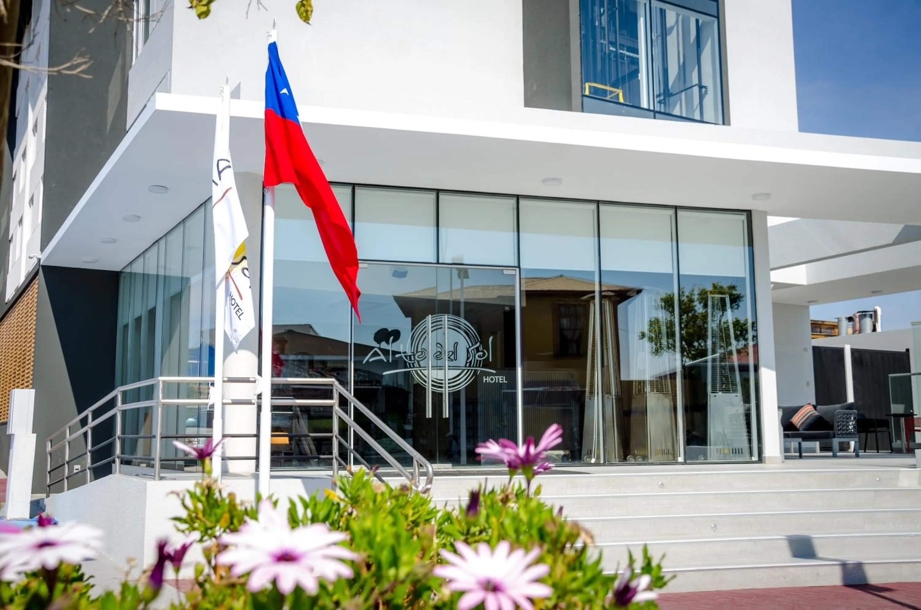 Facade/entrance in Alto del Sol Plaza Mejillones