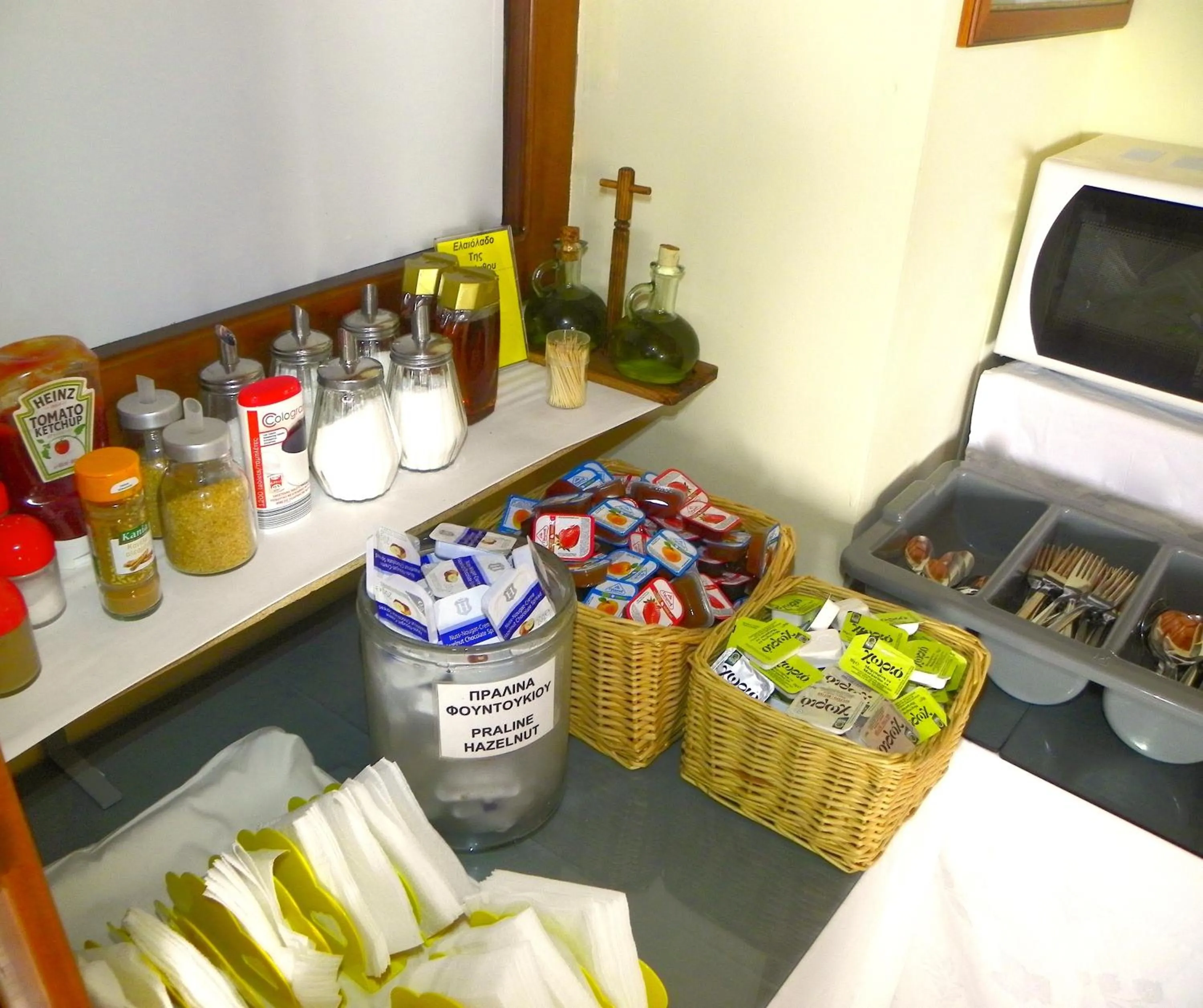 Buffet breakfast in Mirabelle Hotel