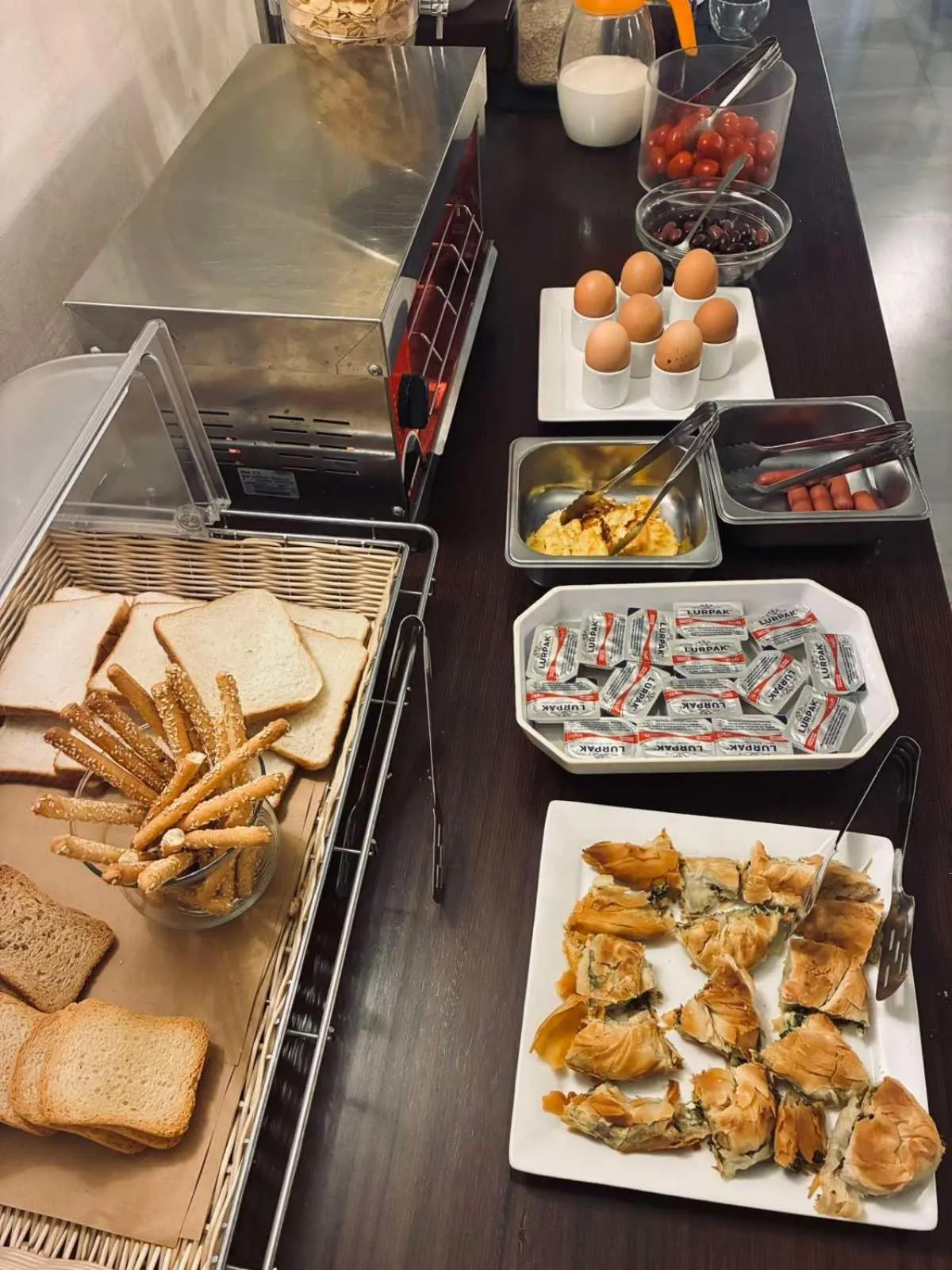 Buffet breakfast in Dias