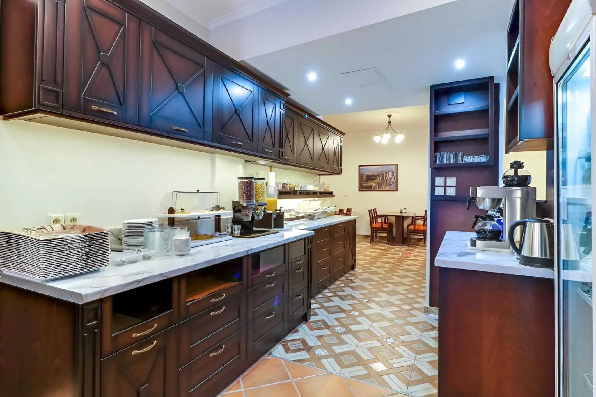 Coffee/tea facilities in Elena Guesthouse