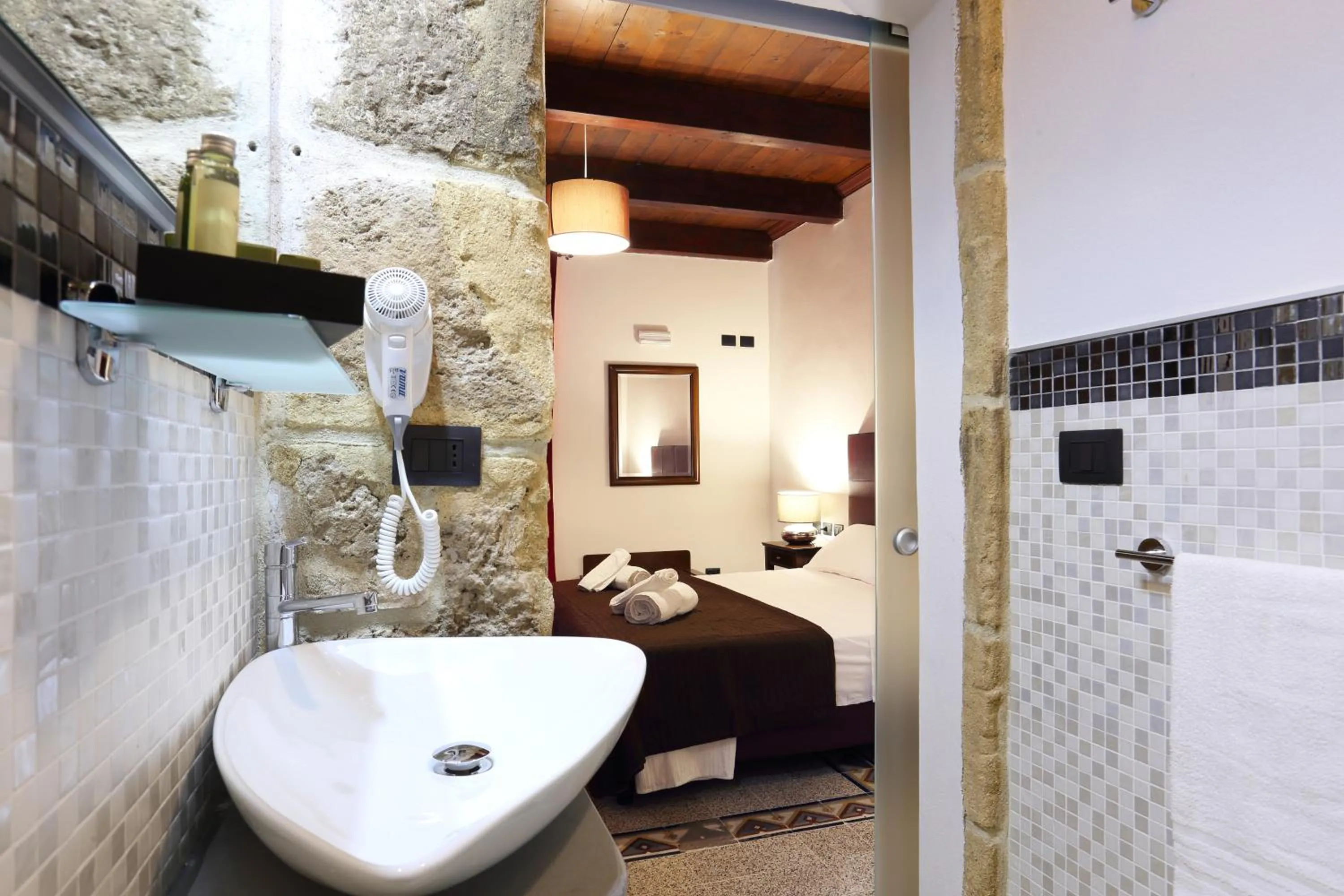 Photo of the whole room in Bienestar - Maison de Charme