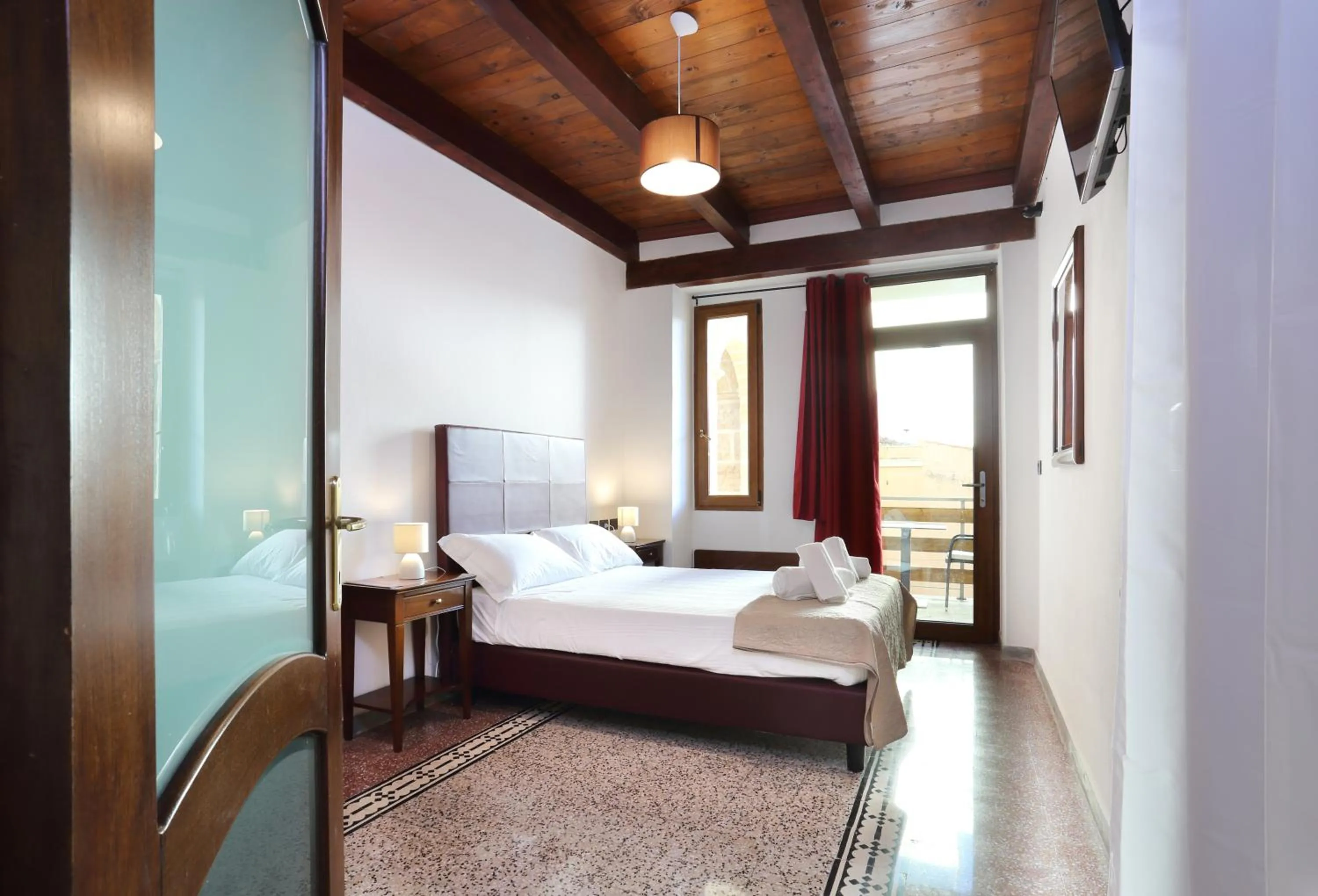 Photo of the whole room, Bed in Bienestar - Maison de Charme