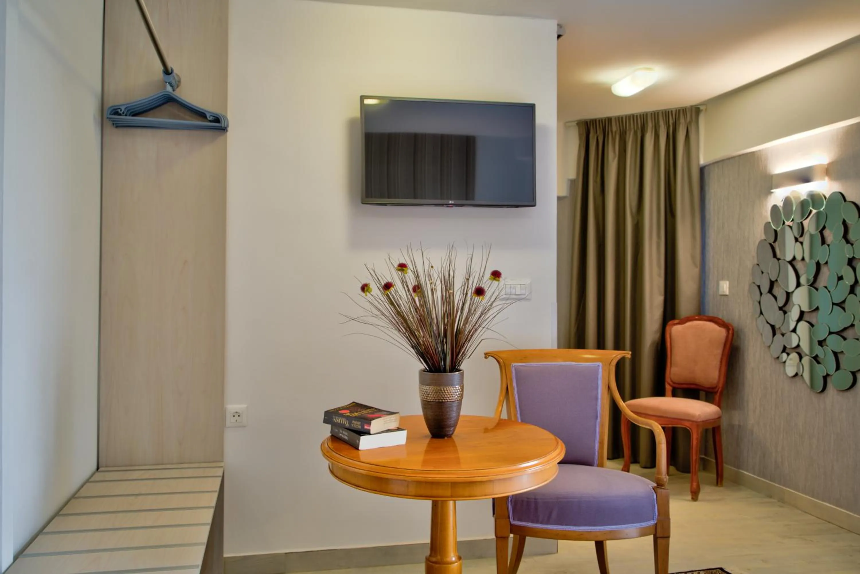 TV and multimedia in Poseidon Hotel