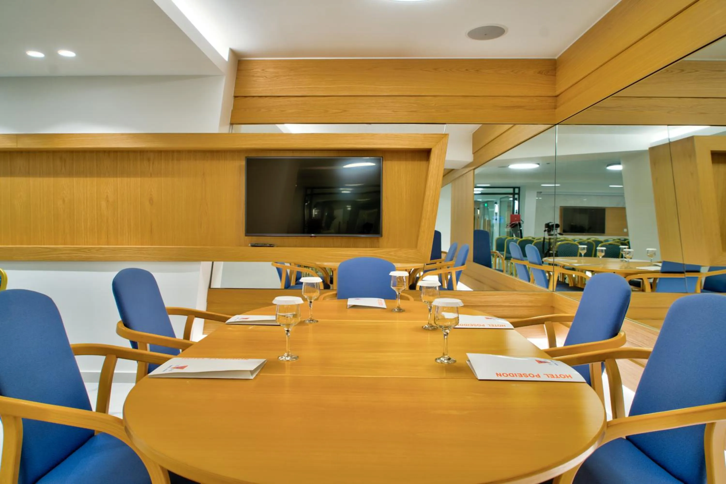 Meeting/conference room in Poseidon Hotel