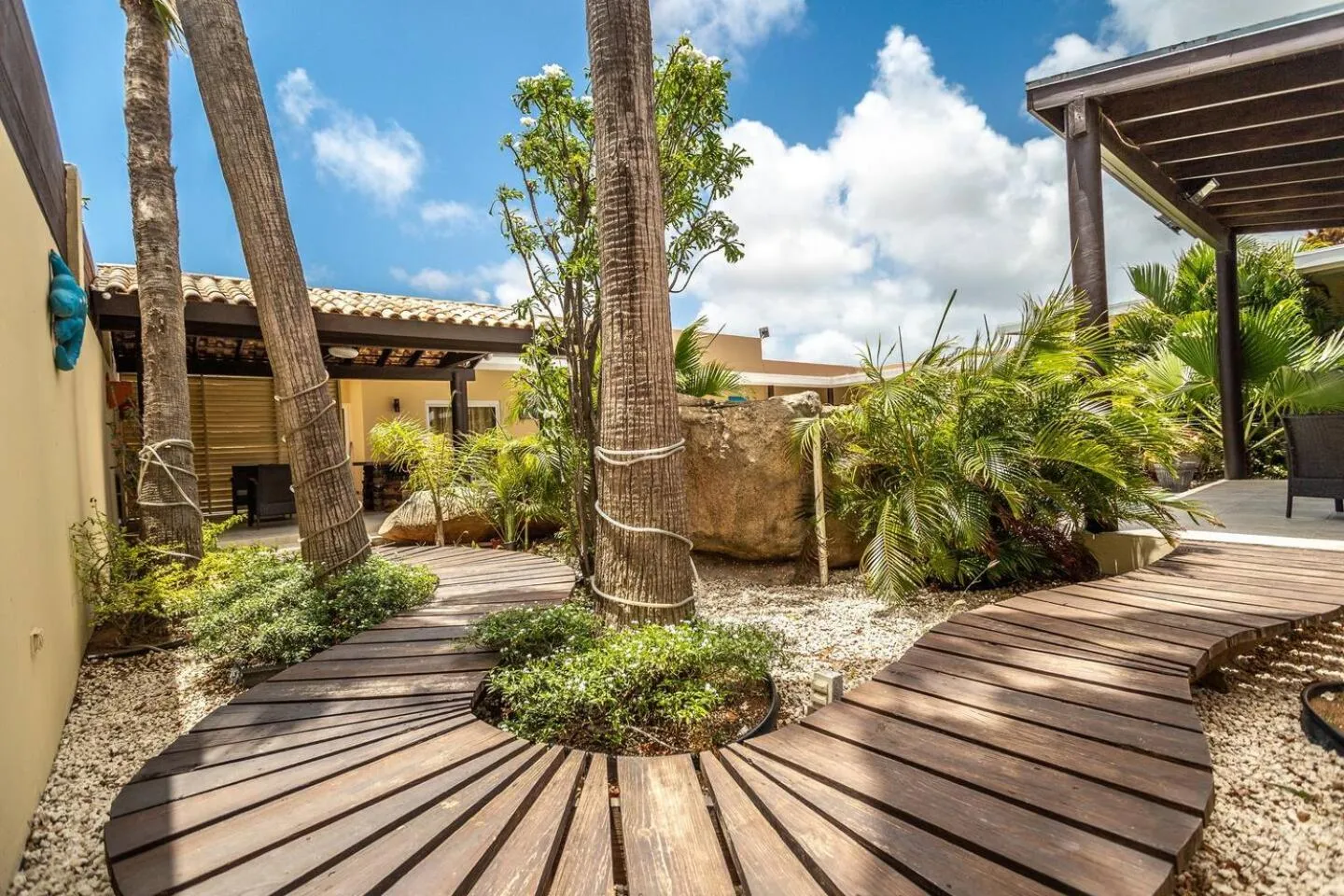 Garden in Juanedu Suites