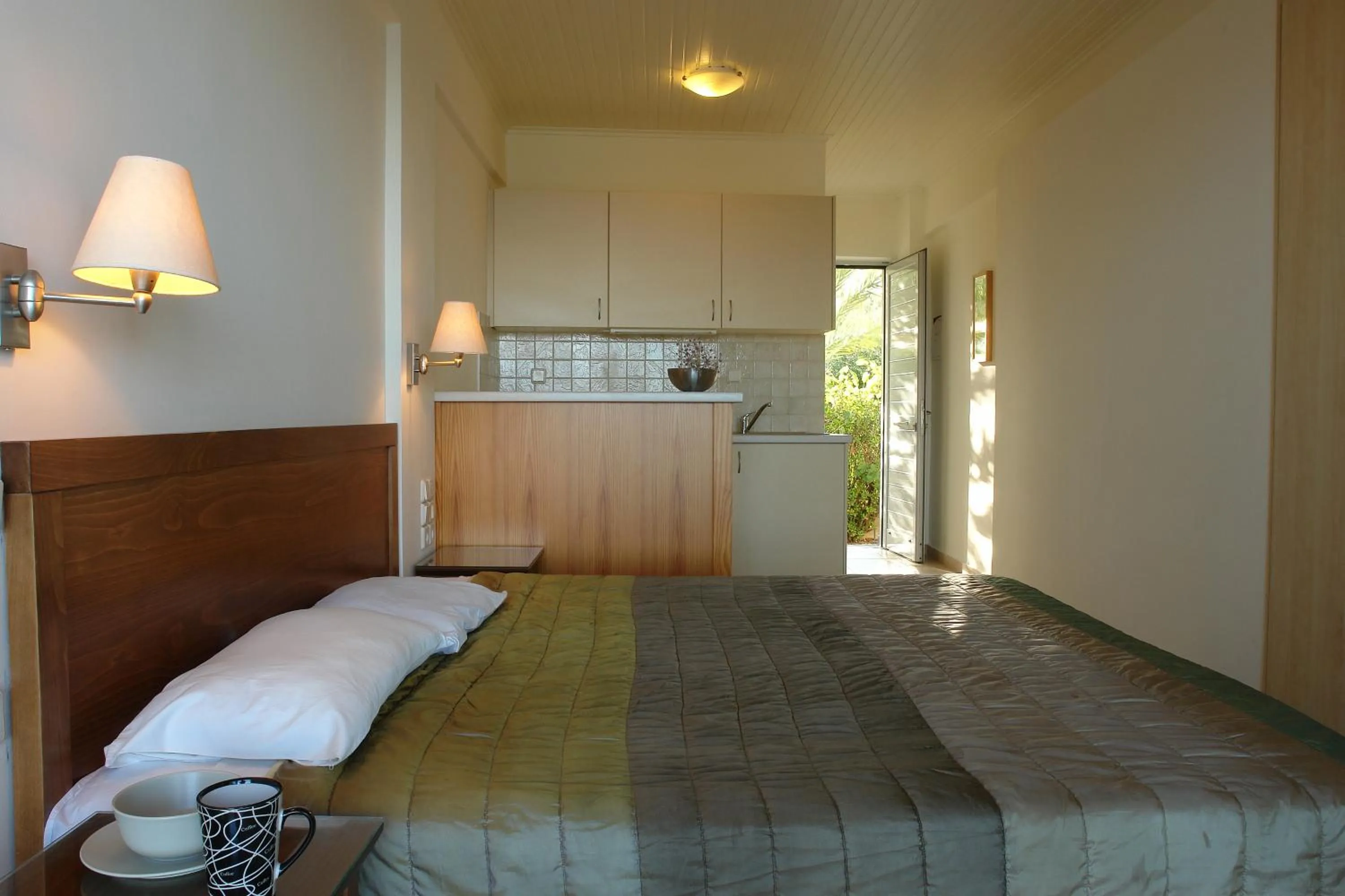 Bed in Mirabella Apartments