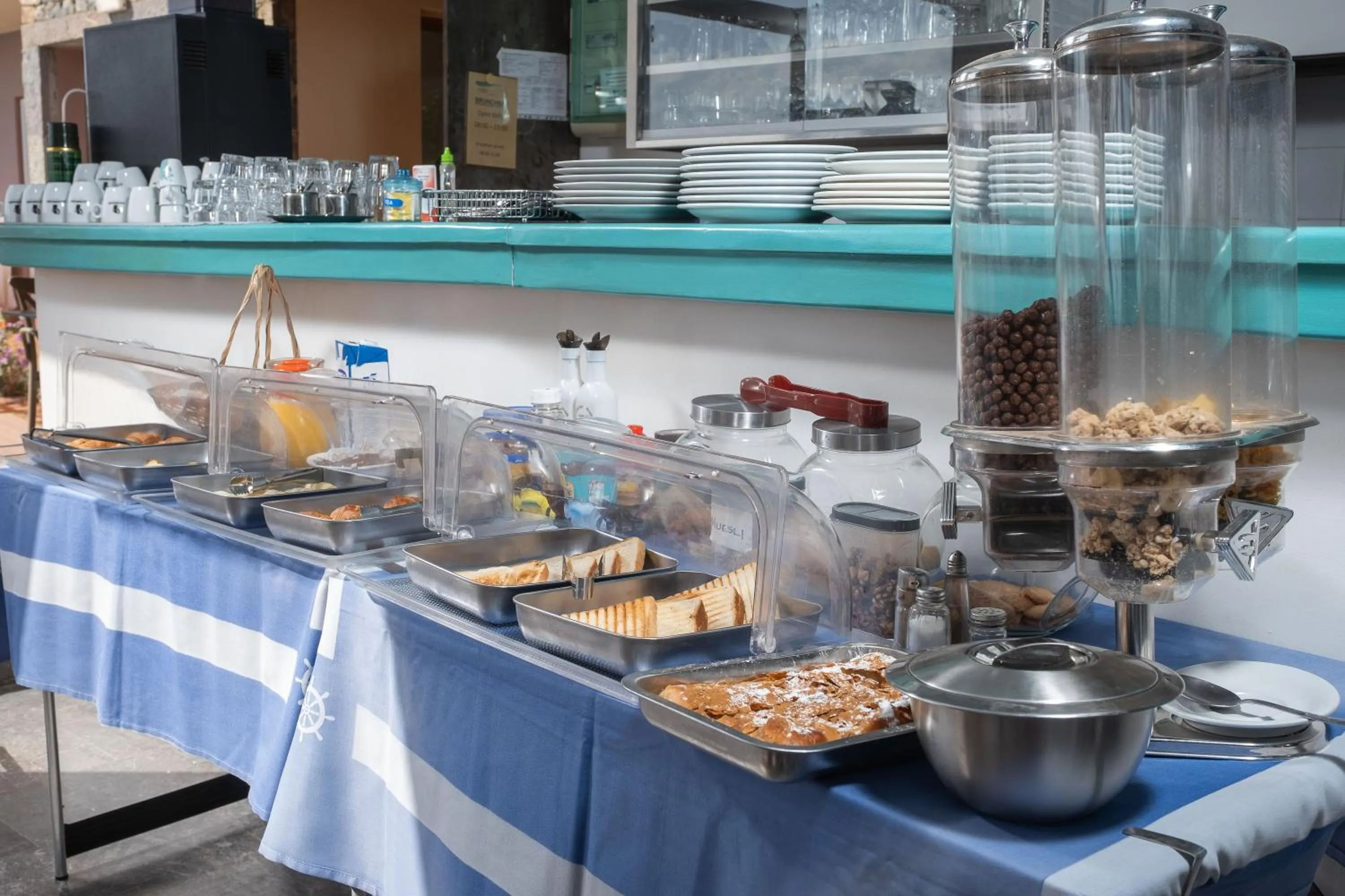 Breakfast in Mirabella Apartments