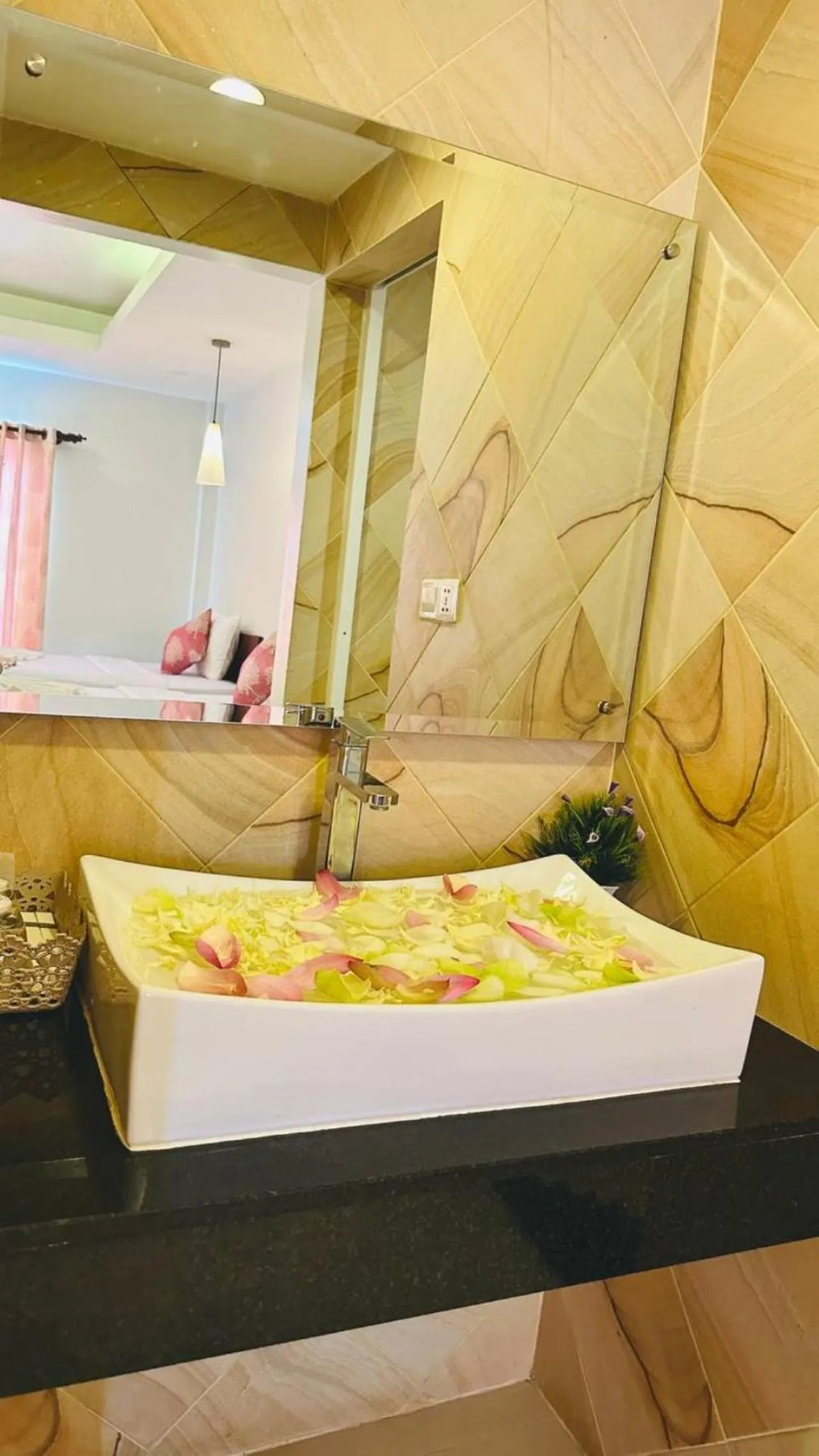 Bathroom in Holy Angkor Hotel