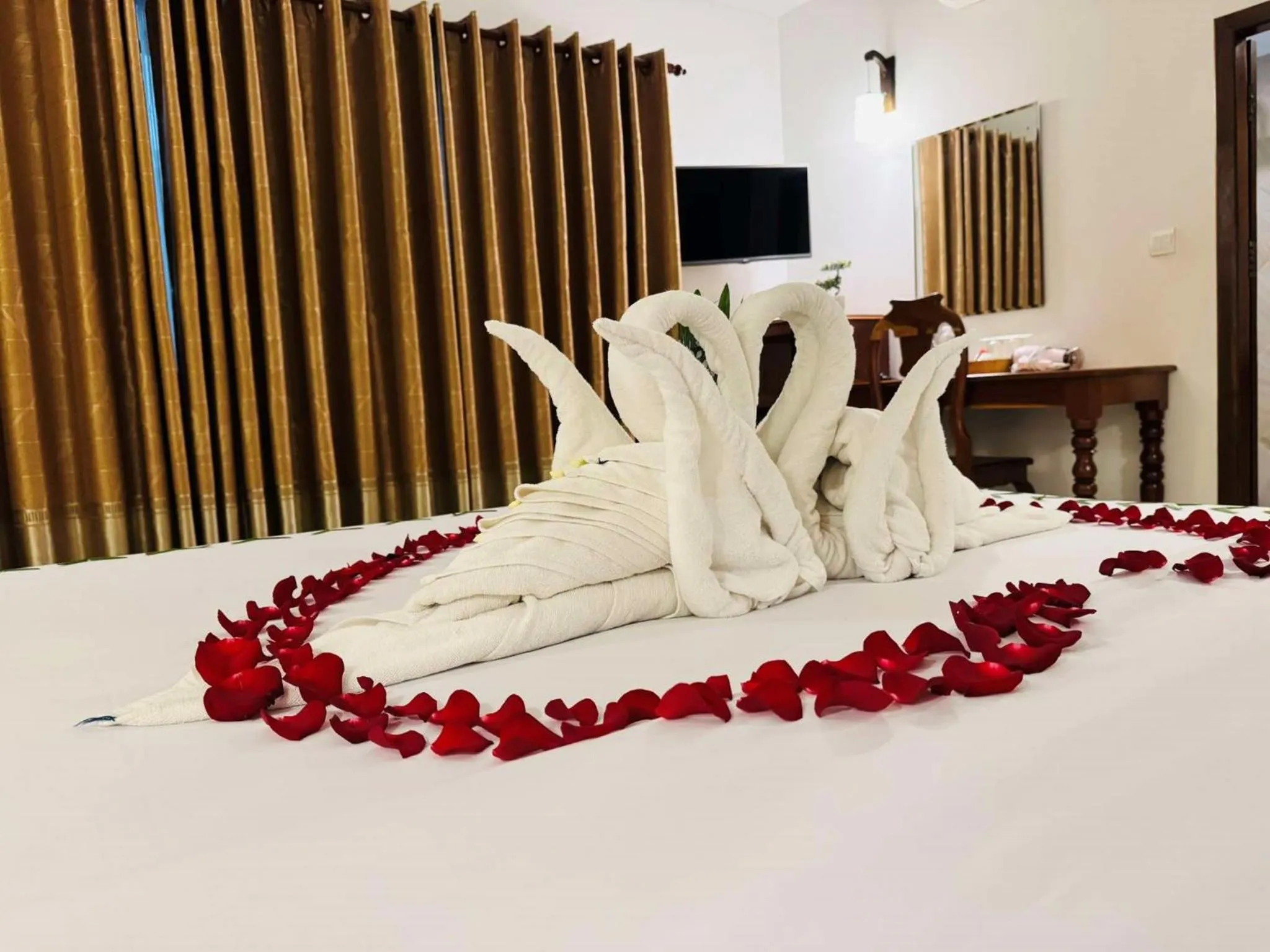 Bed in Holy Angkor Hotel