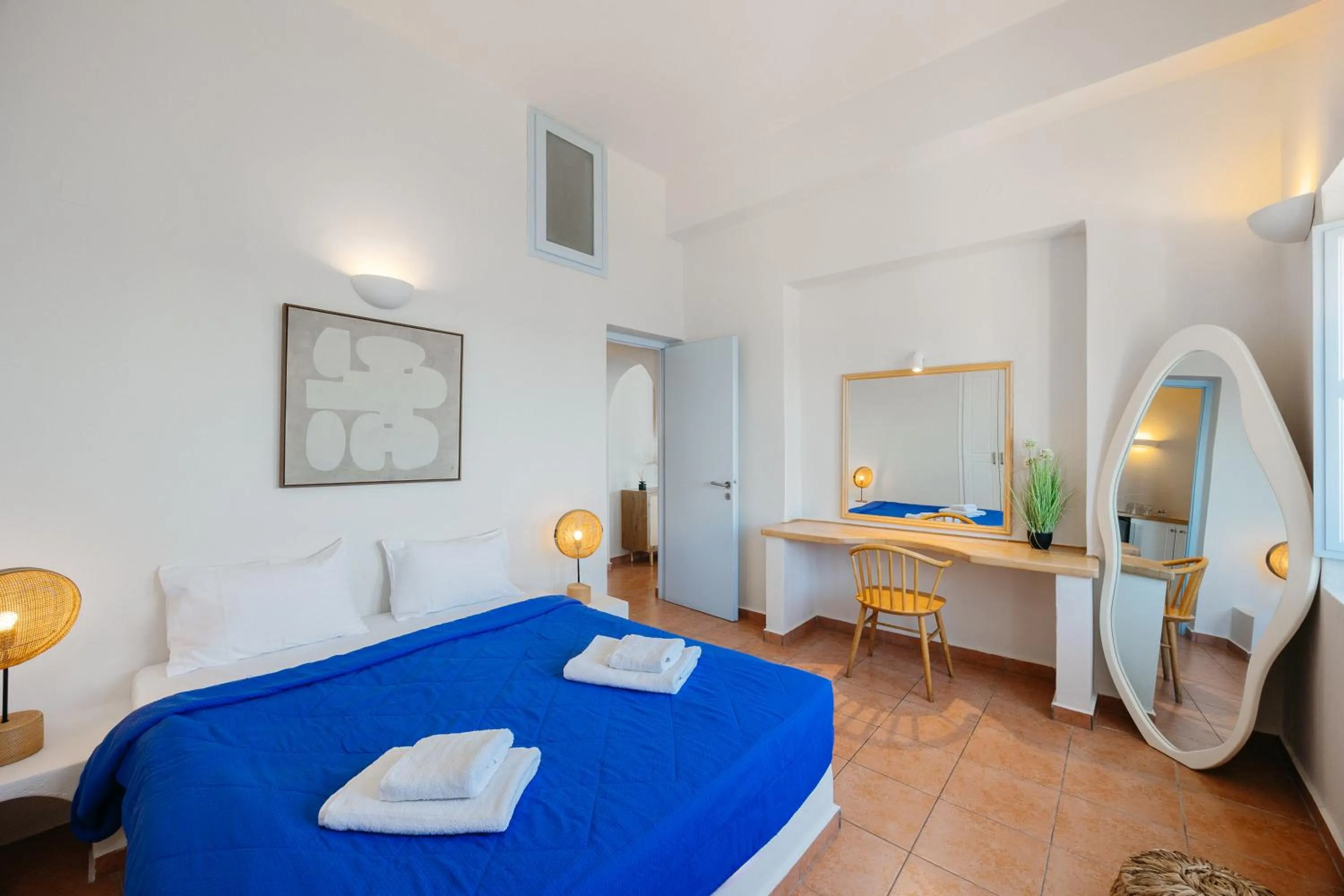 Bedroom, Bed in Kastro Suites