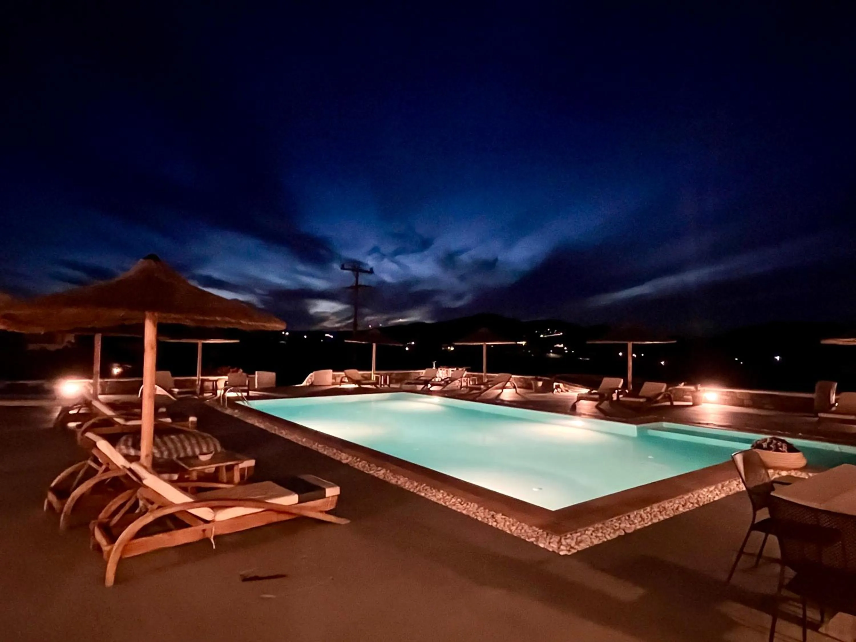 Night in Anemoi Resort