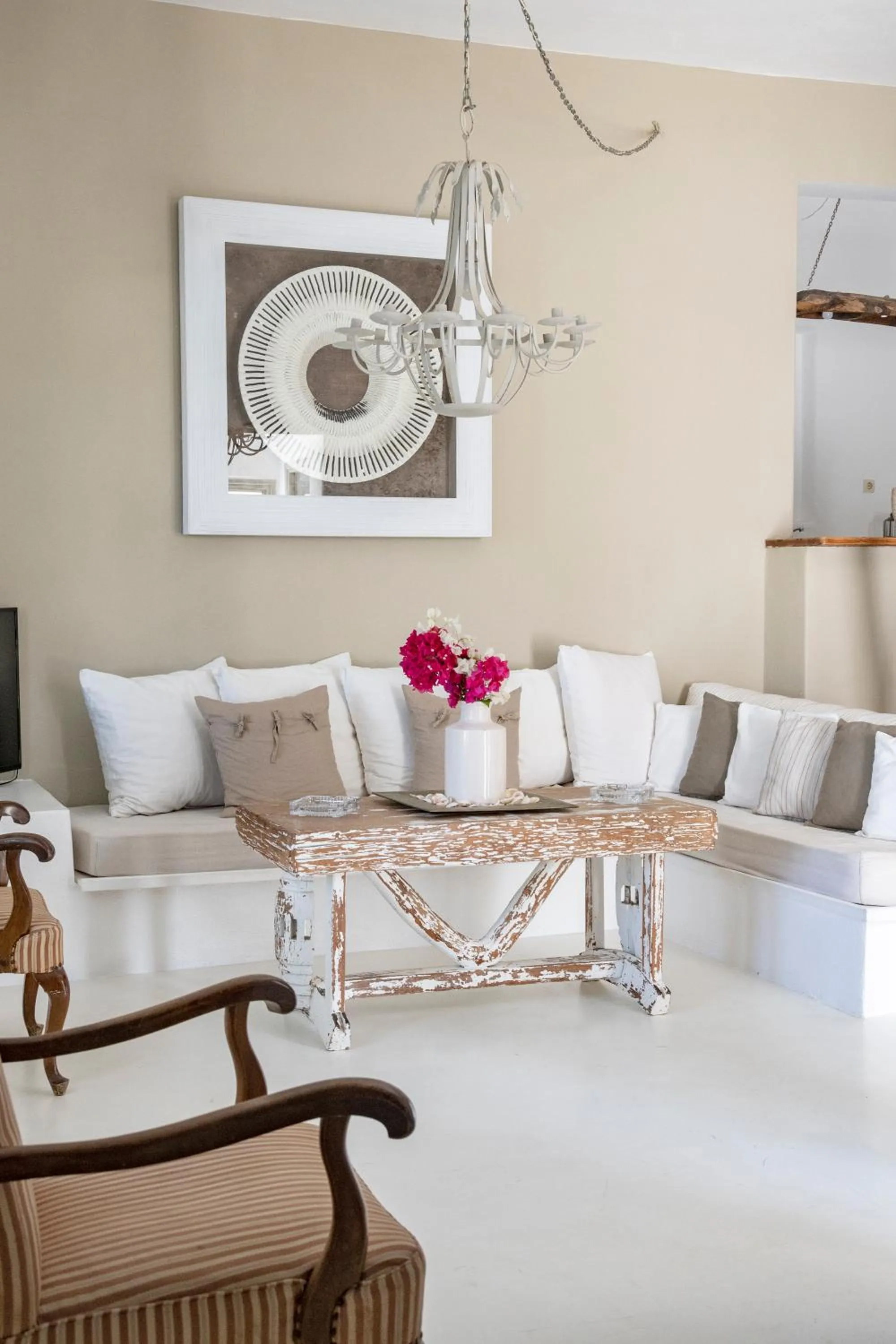 Living room in Anemoi Resort