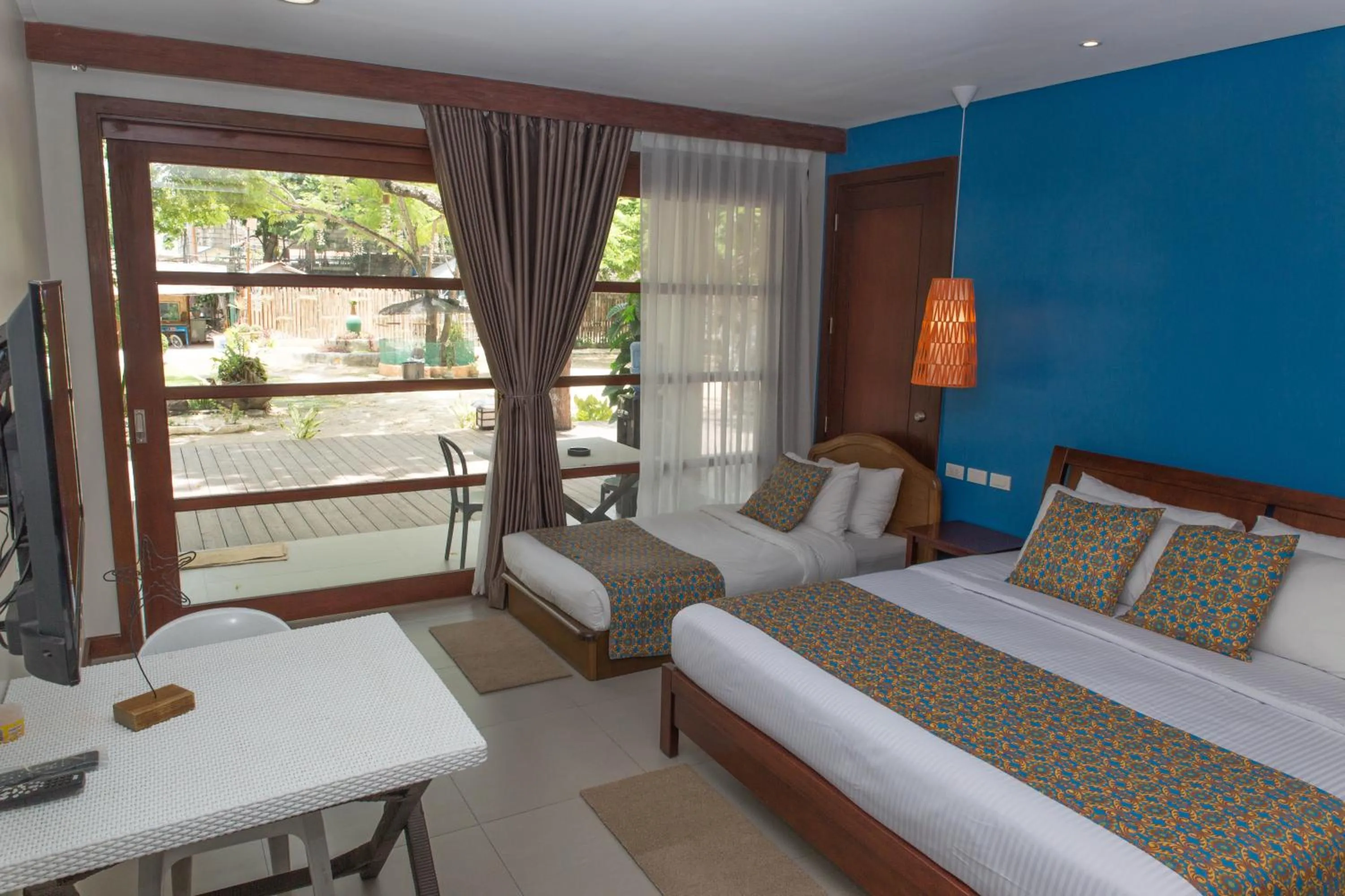 Photo of the whole room, Bed in Karancho Beach House